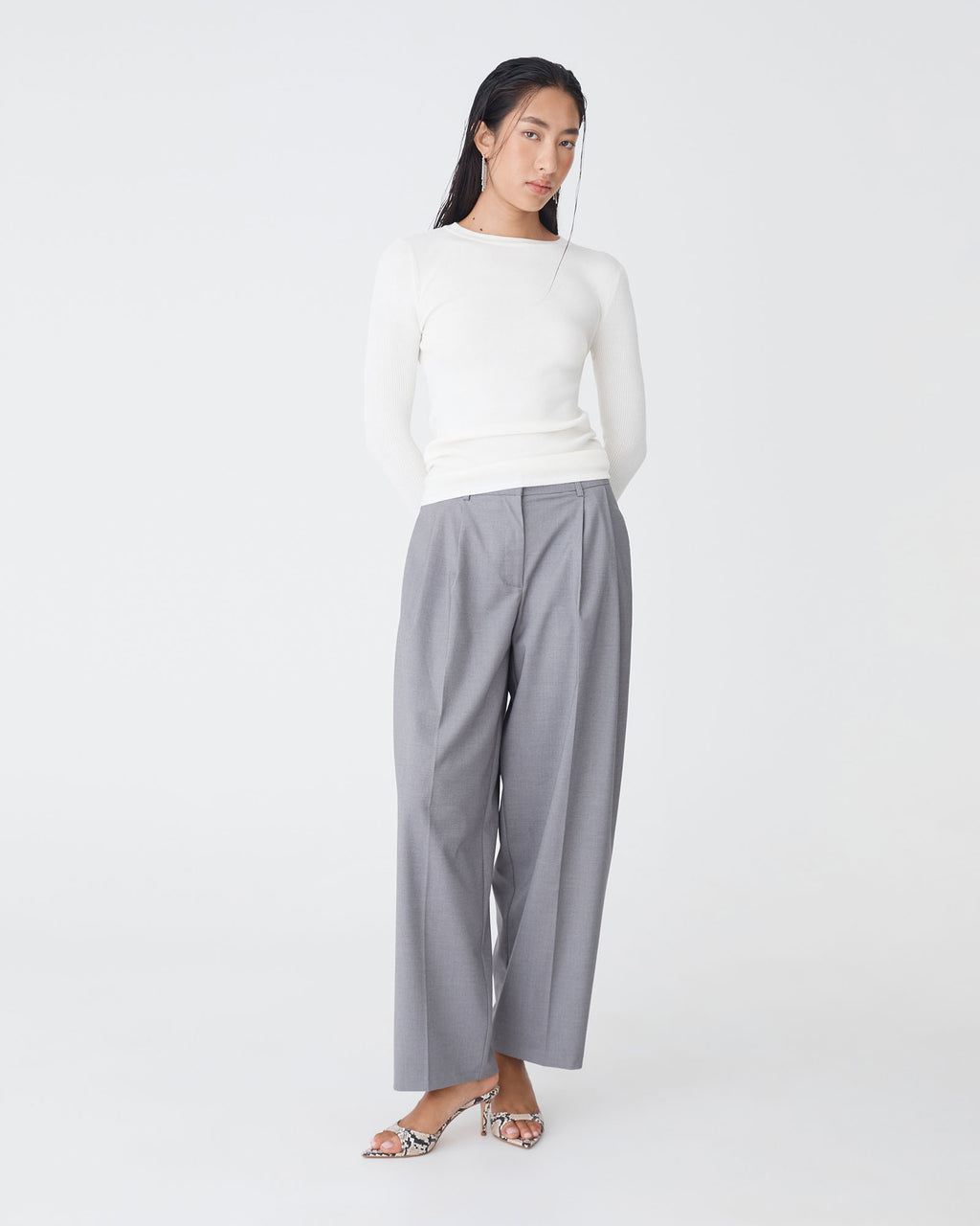 Tania Crew Neck Knit