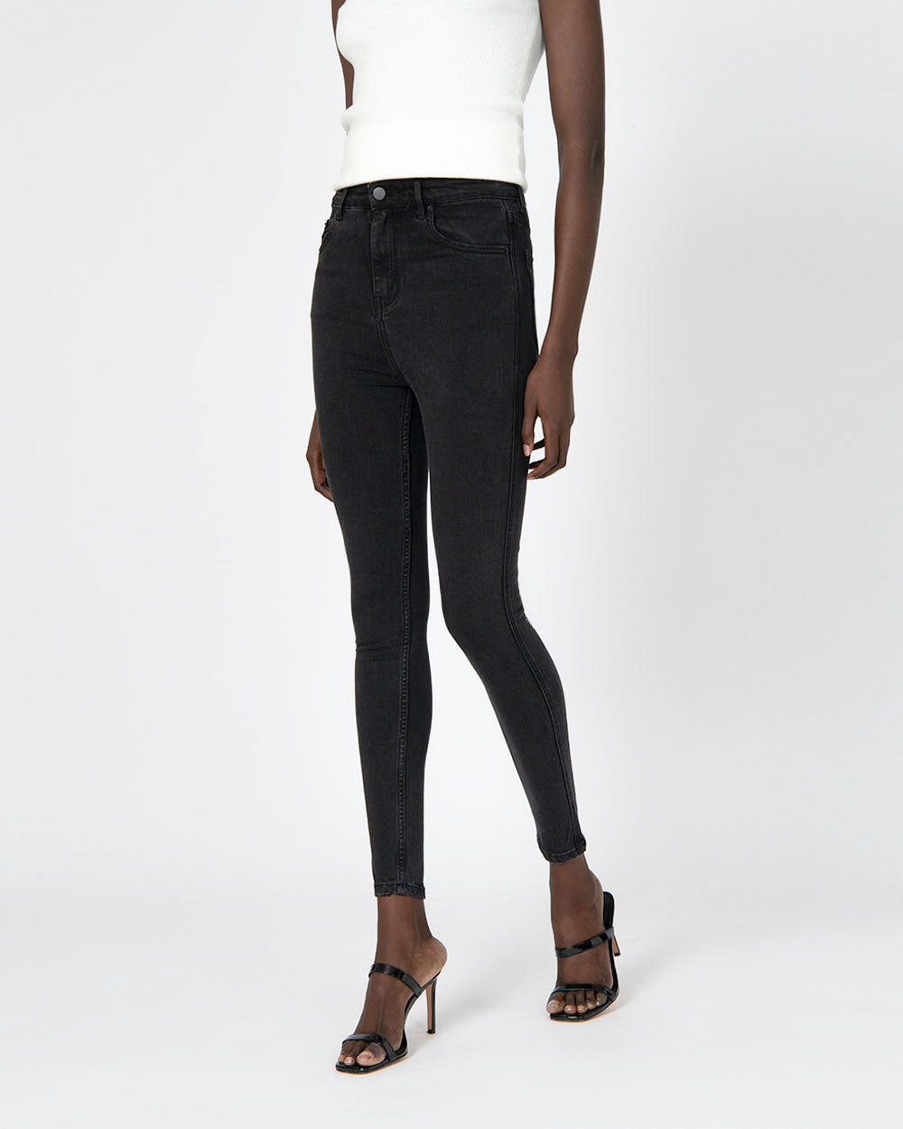 Avani High-Waisted Jeans