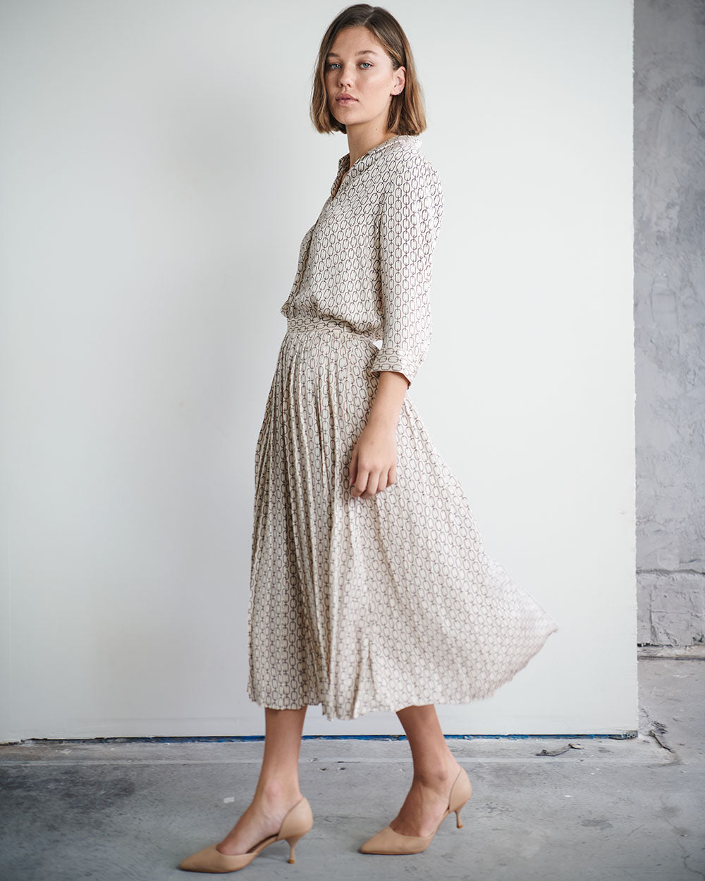 Diora Pleat Skirt