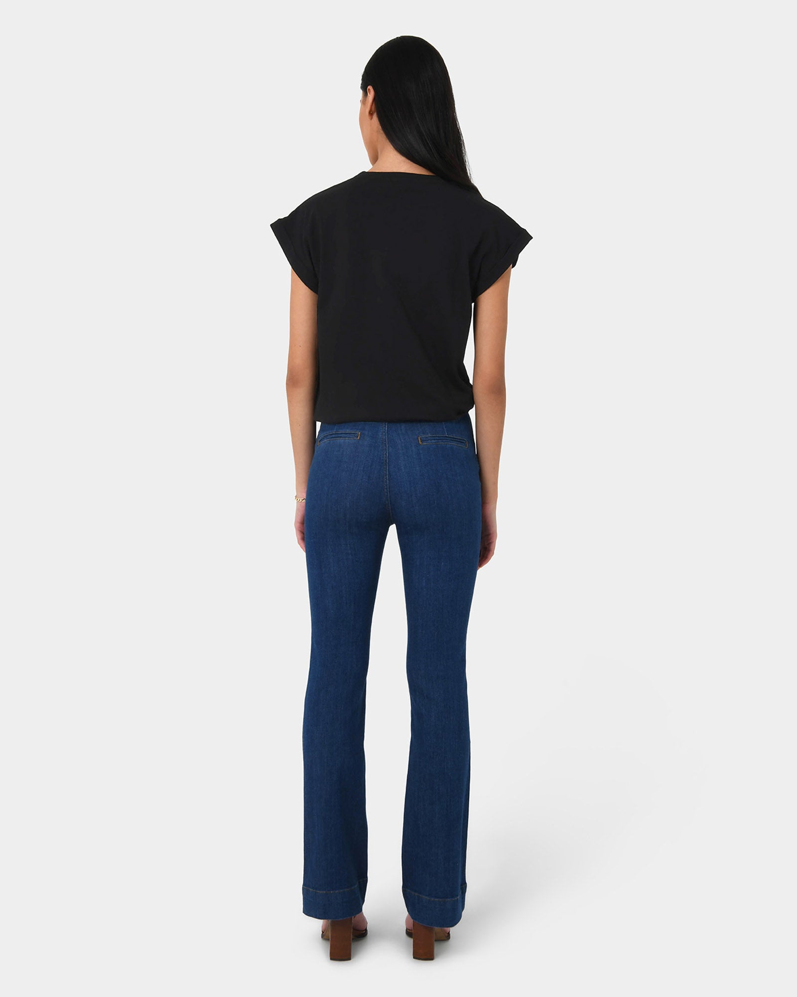 Baylee Basic Tee
