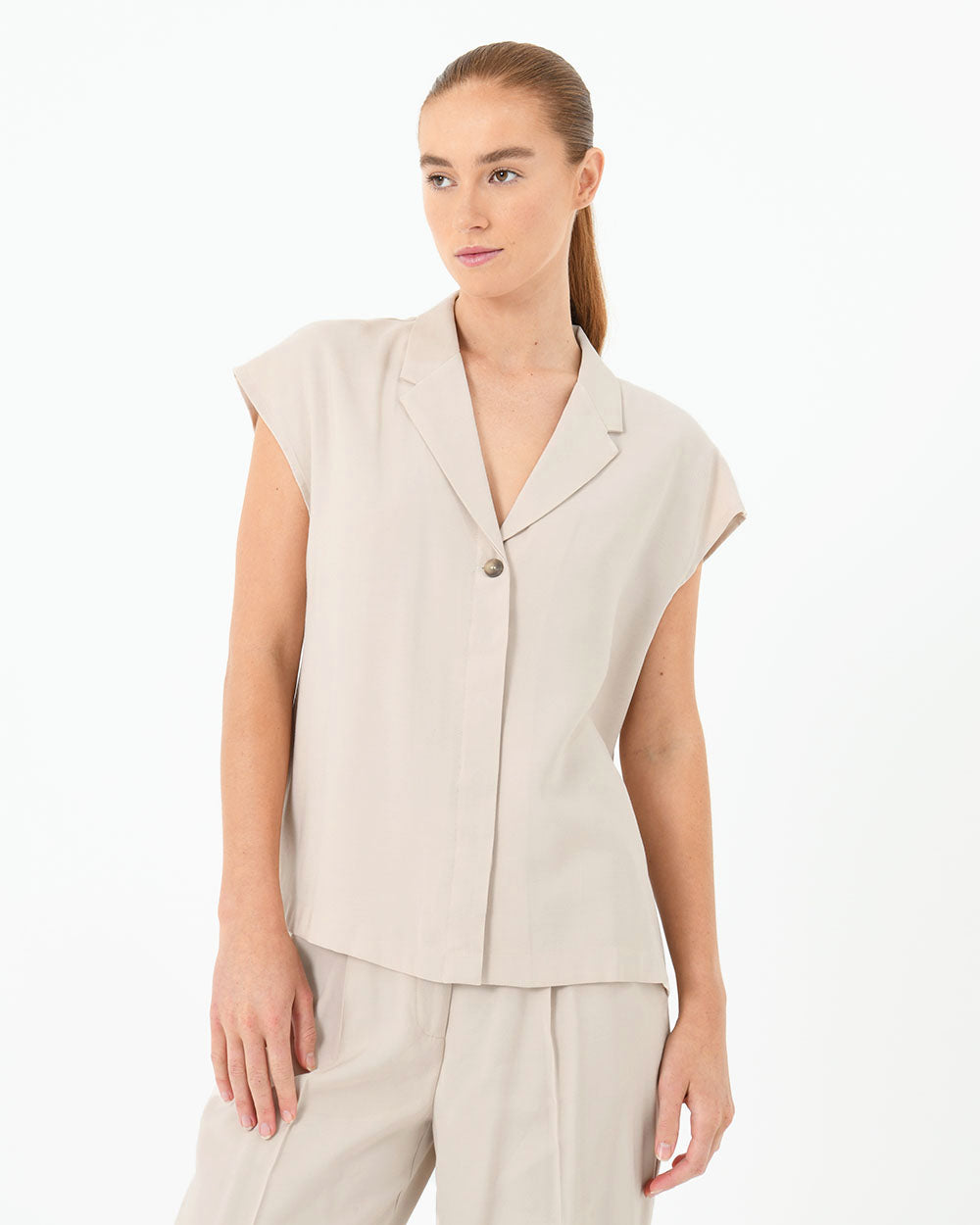 Abbigail Collared Blouse