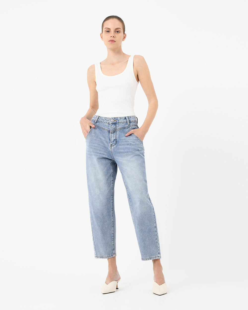 Jovie Barrel Crop Jeans