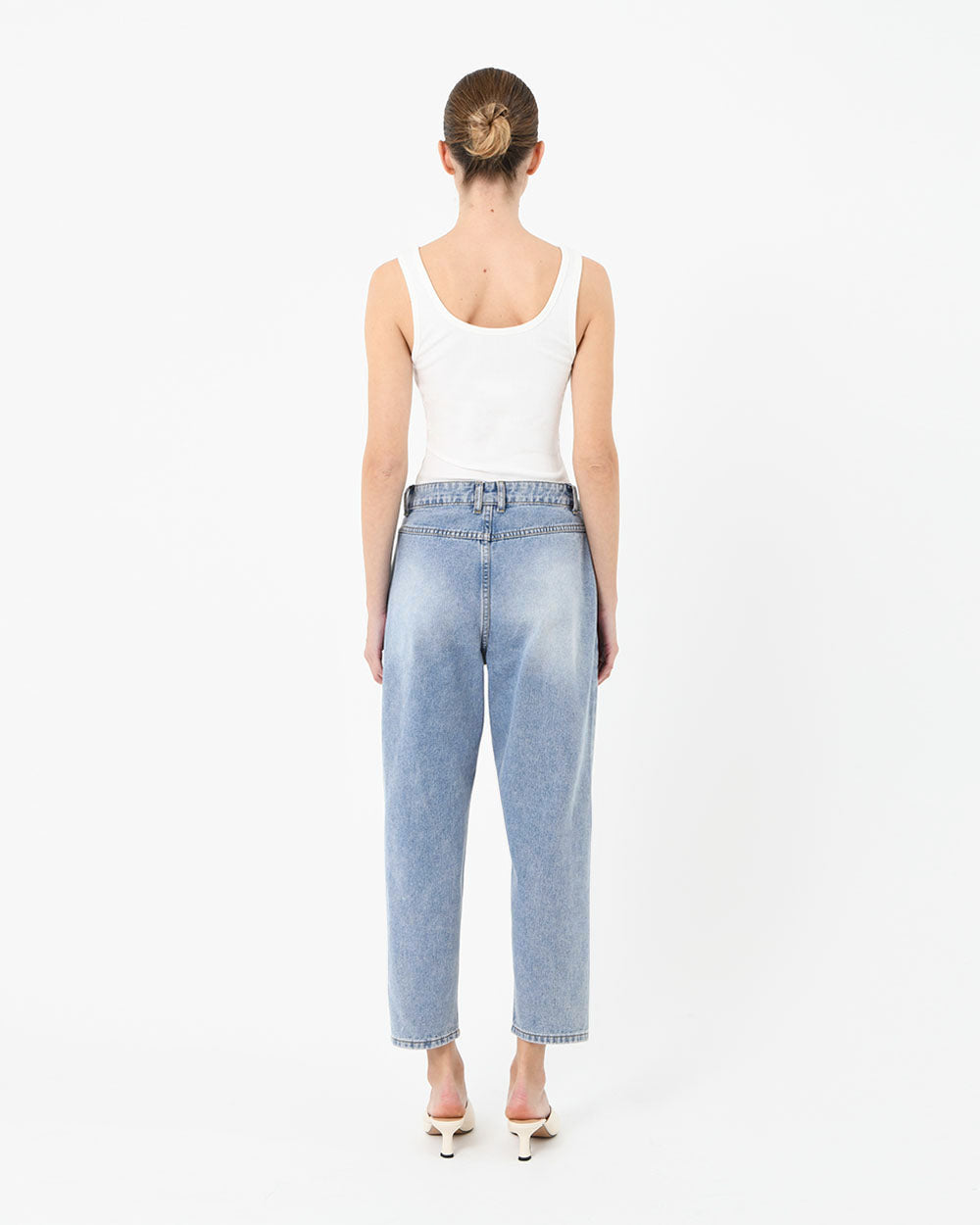 Jovie Barrel Crop Jeans