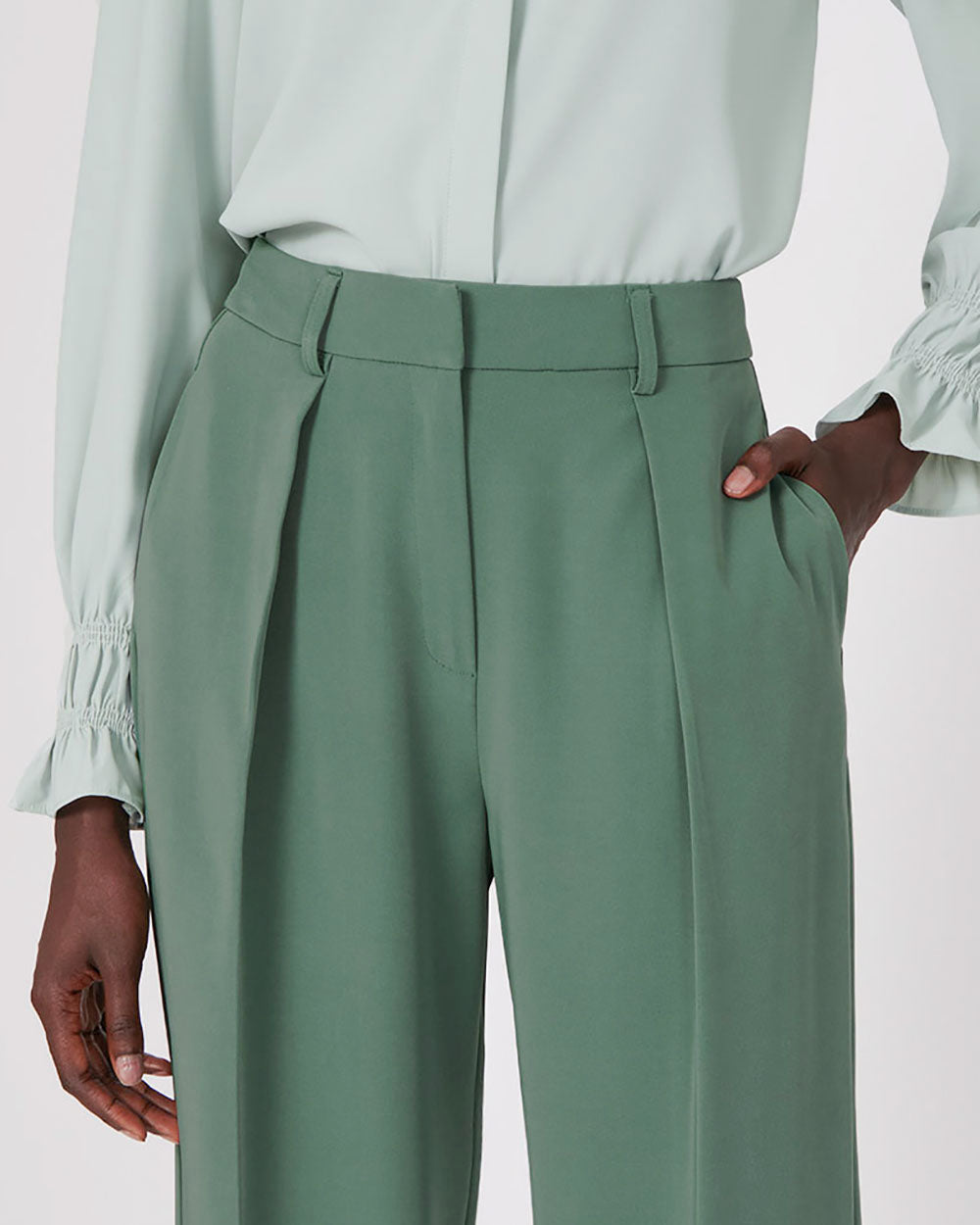 Rayleen High-Waisted Pants
