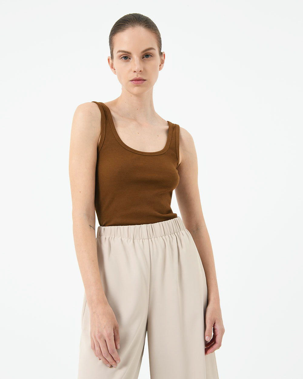 Hilo Fitted Rib Tank Top