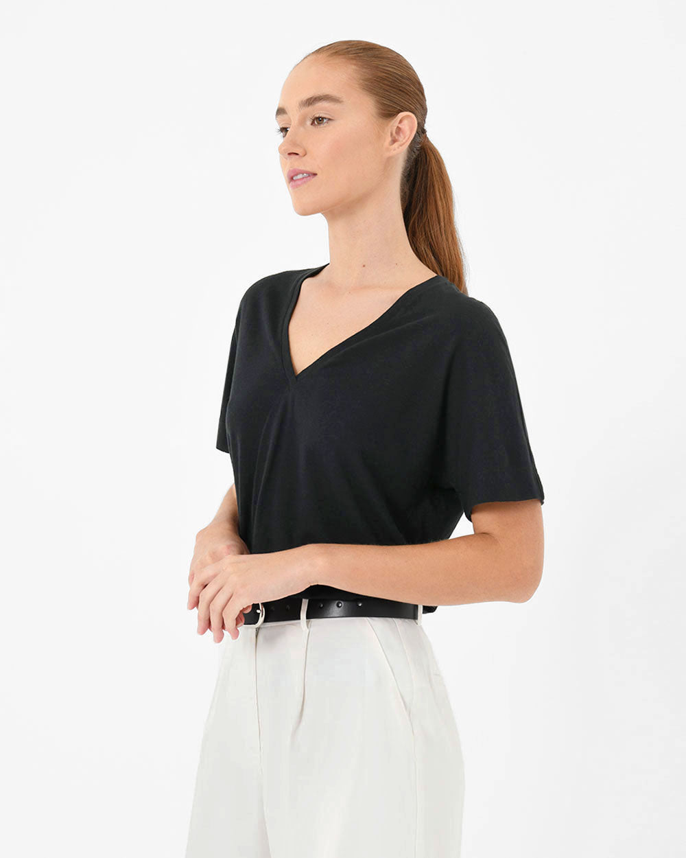 Brussels Linen V-Neck Tee