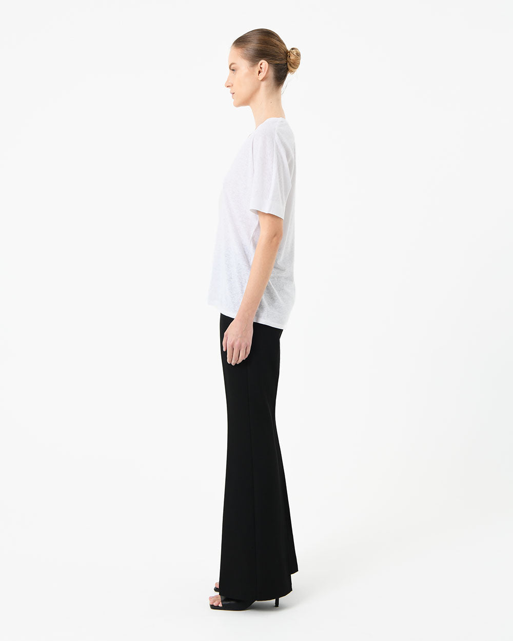 Brussels Linen V-Neck Tee