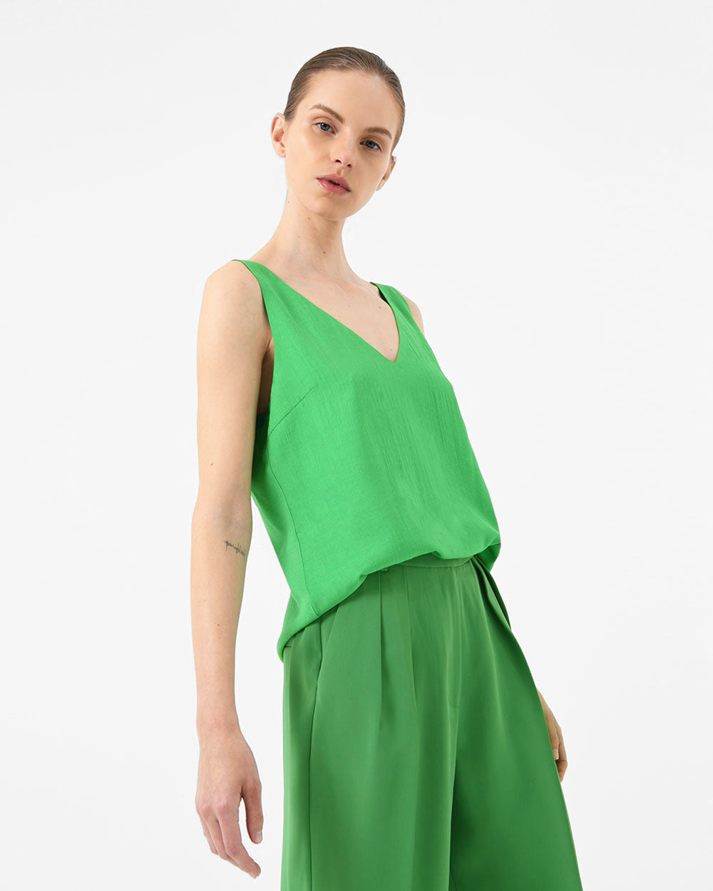 Johanna V-Neck Tank Top