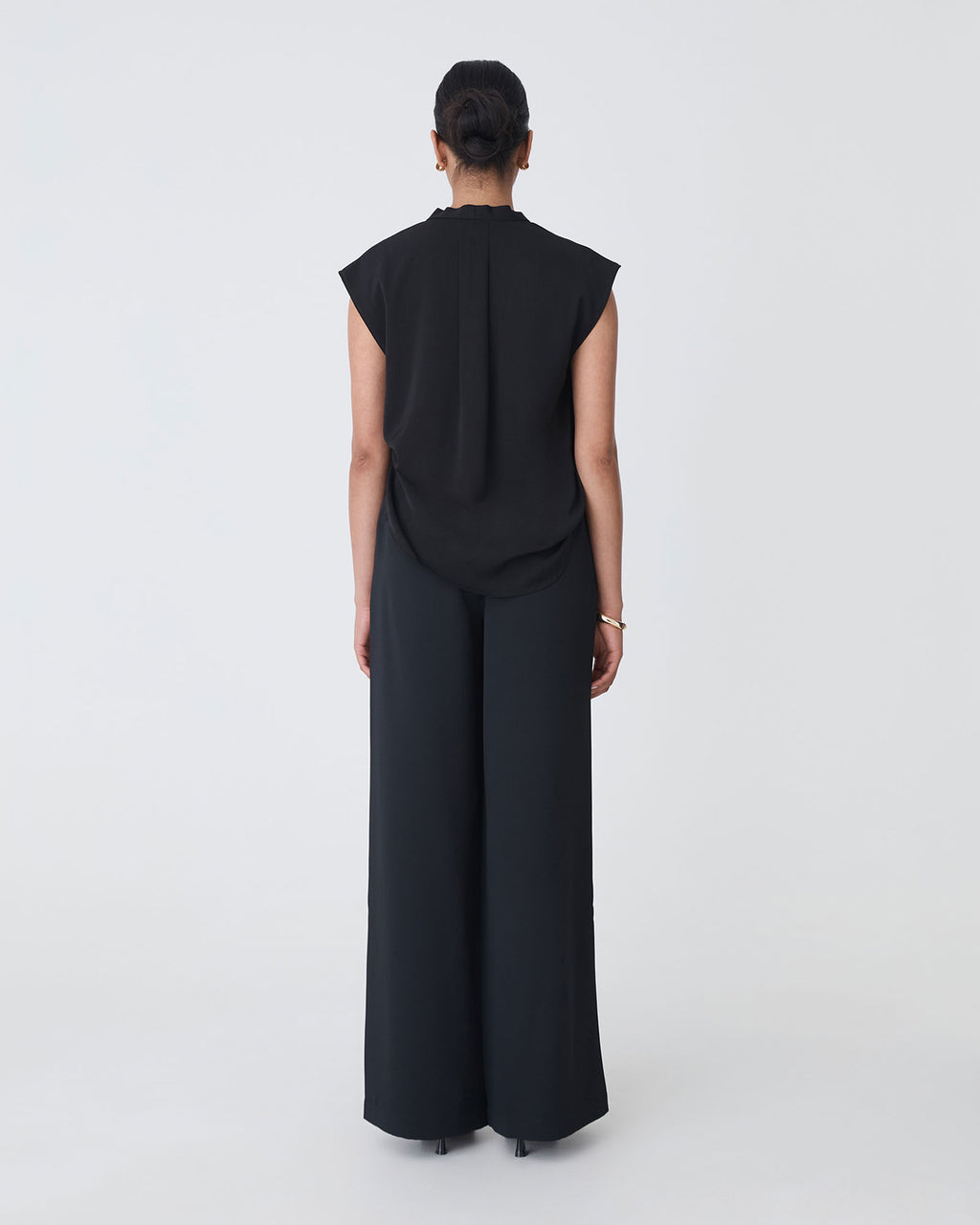 Adelaide V-Neck Cap Sleeve Top