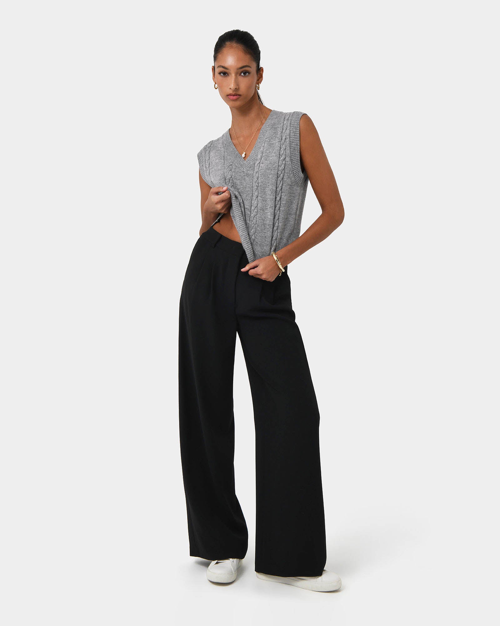 Rulia V-Neck Knit Vest