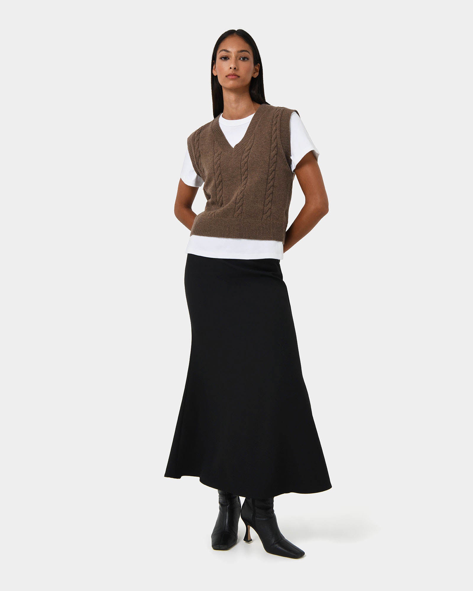 Rulia V-Neck Knit Vest