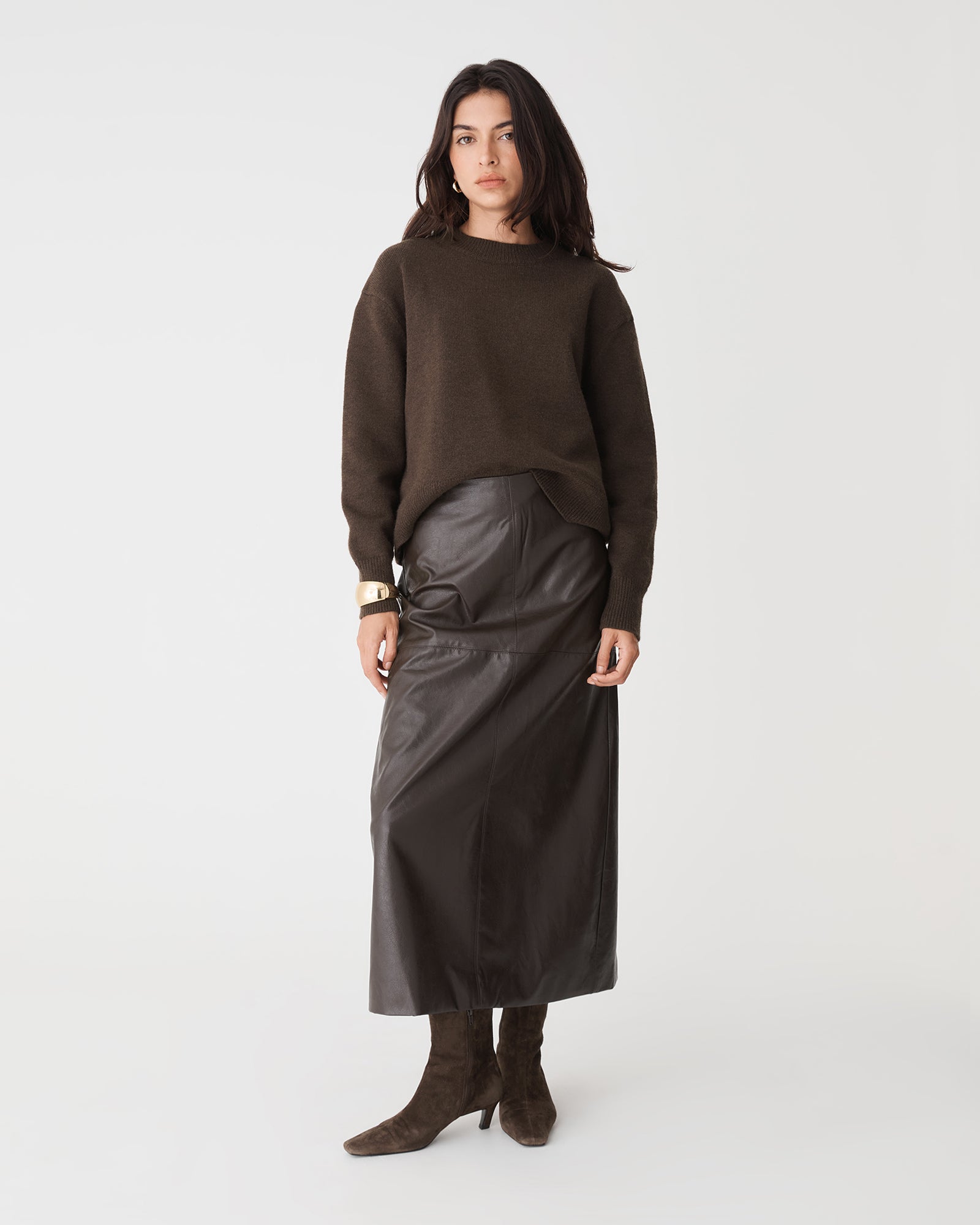 Joyli Round Neck Knit