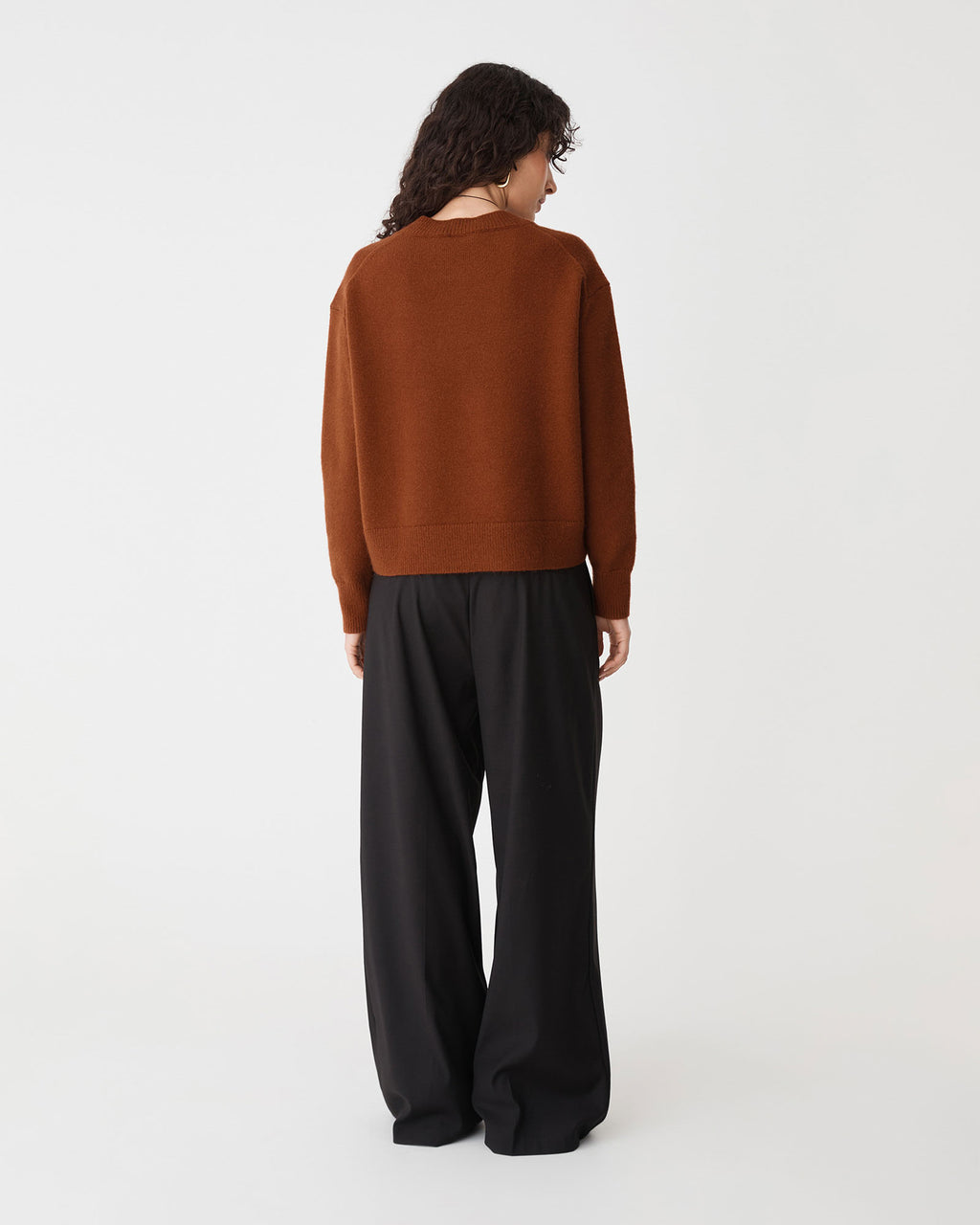 Joyli Round Neck Knit