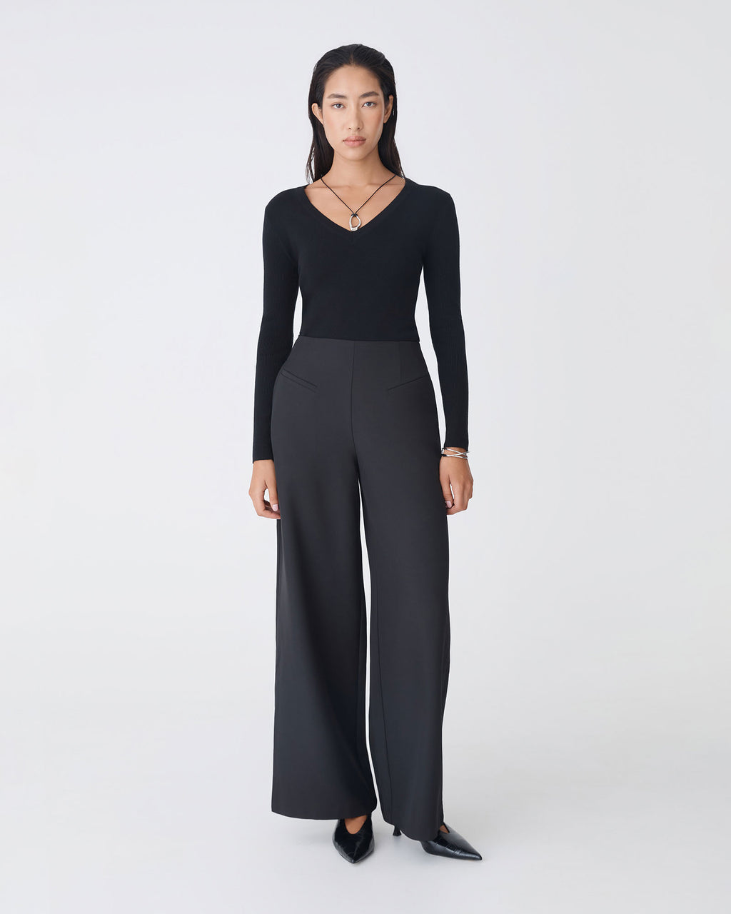 Vicky V-Neck Knit