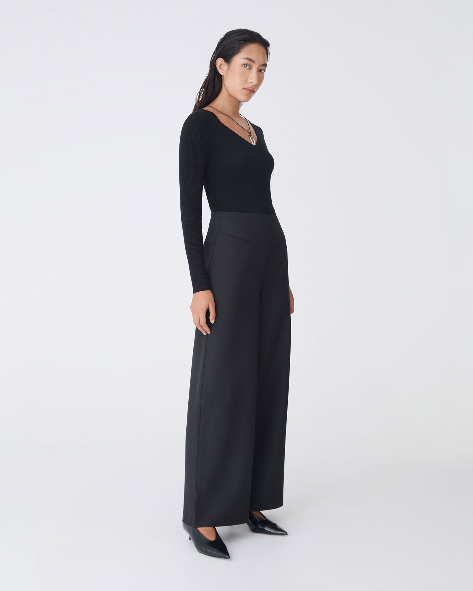 Vicky V-Neck Knit