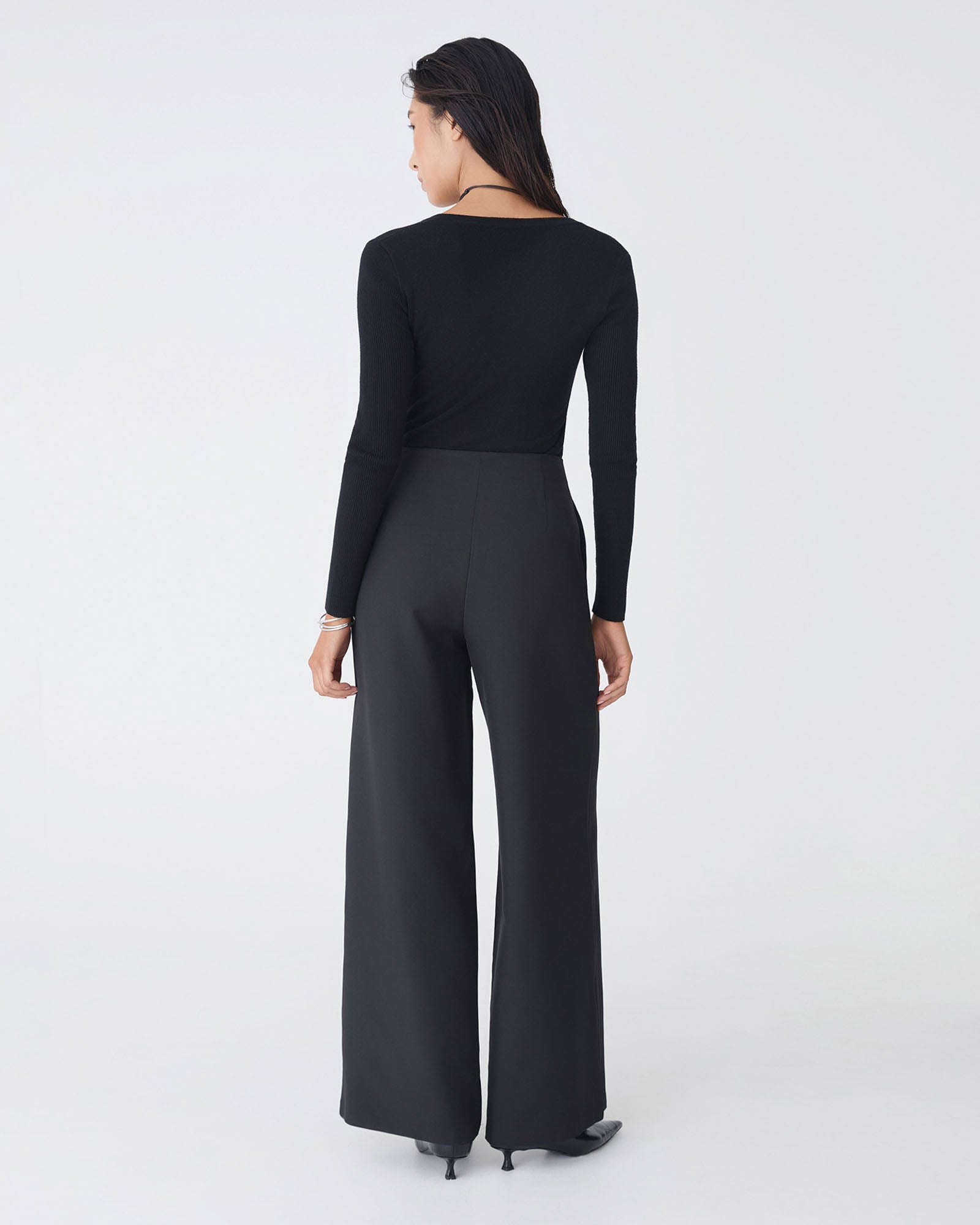 Vicky V-Neck Knit