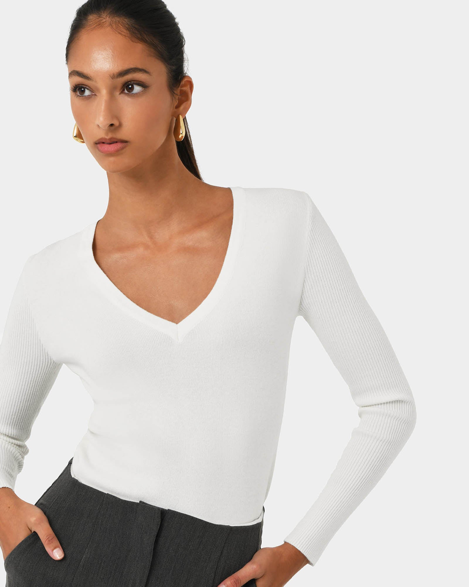 Vicky V-Neck Knit