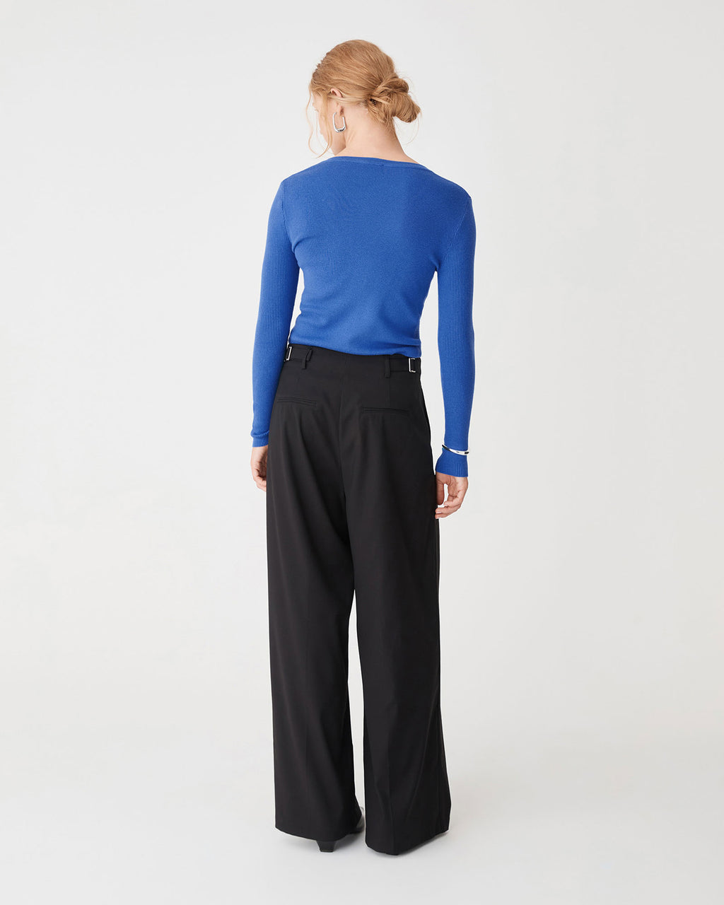 Vicky V-Neck Knit