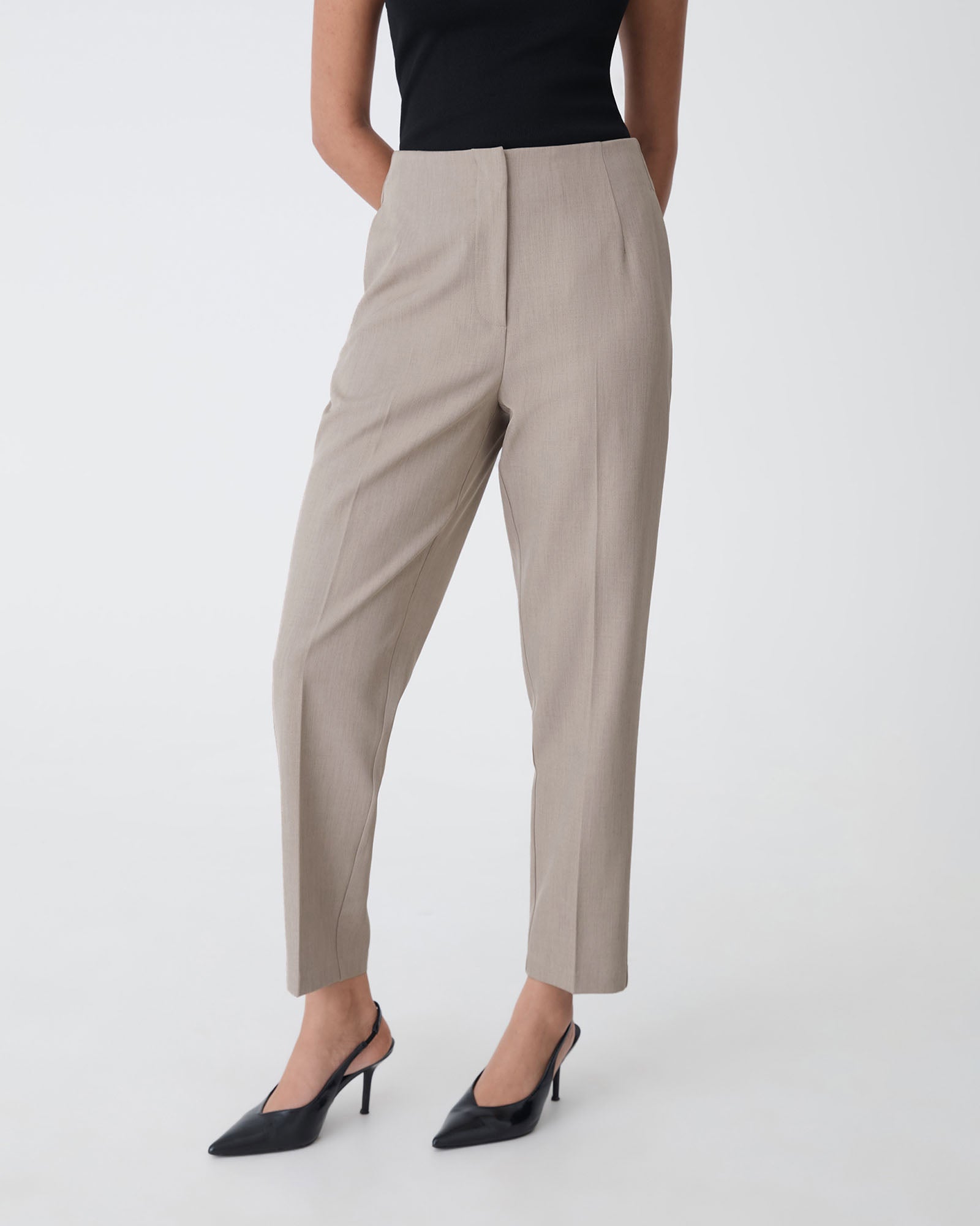 Mila Tapered Leg Pant