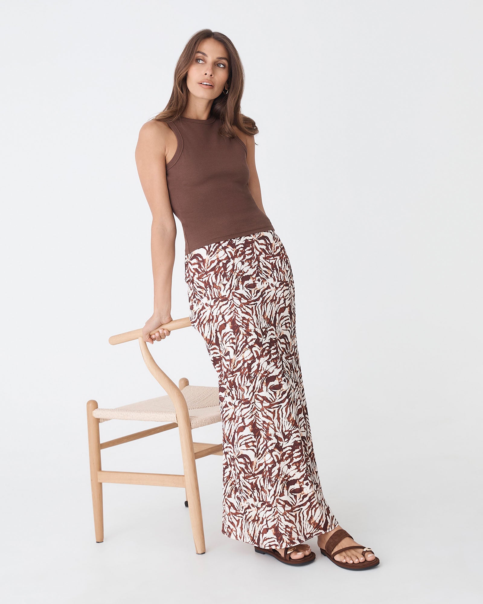 Zuhara Column Skirt