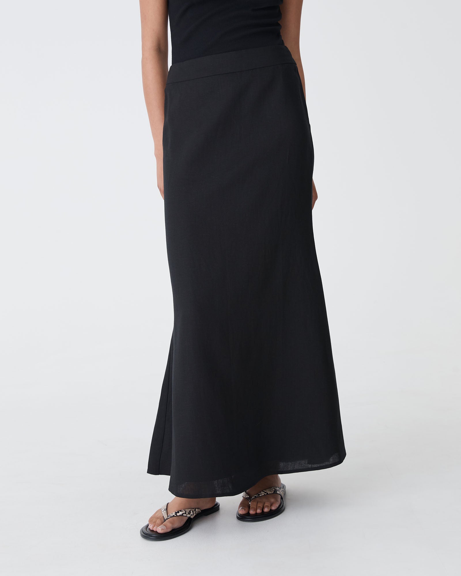 Amelia Linen Blend Maxi Skirt