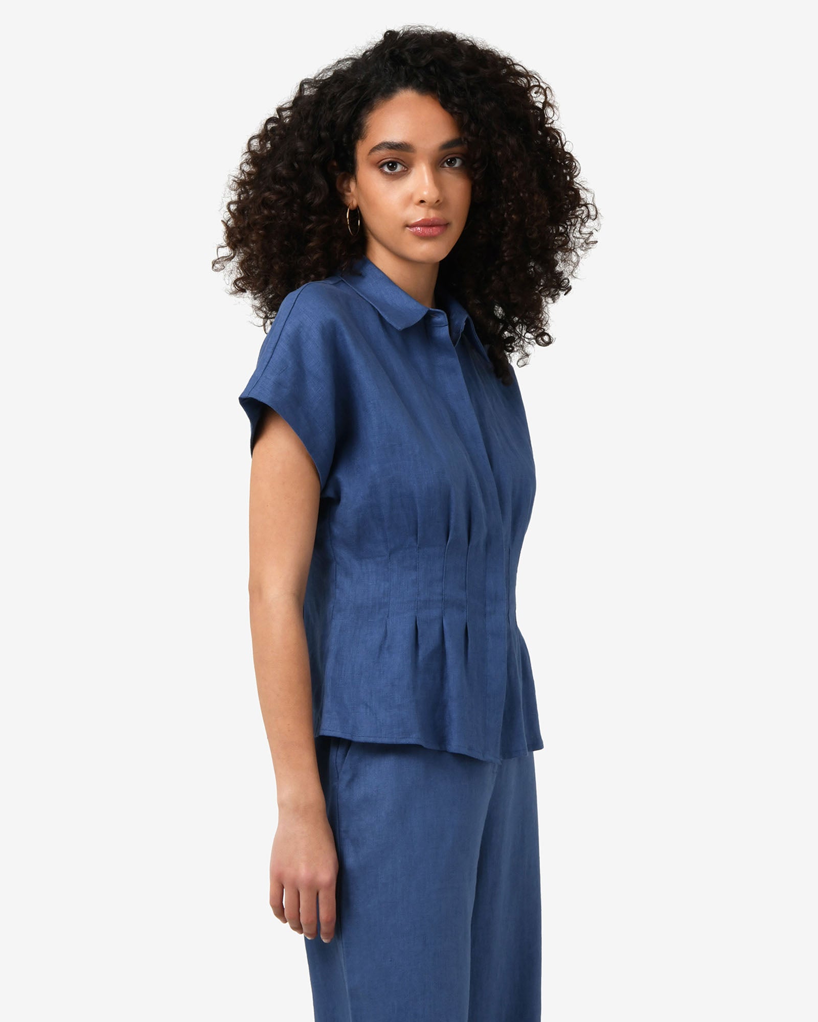 Ami Linen Pleated Tuck Shirt