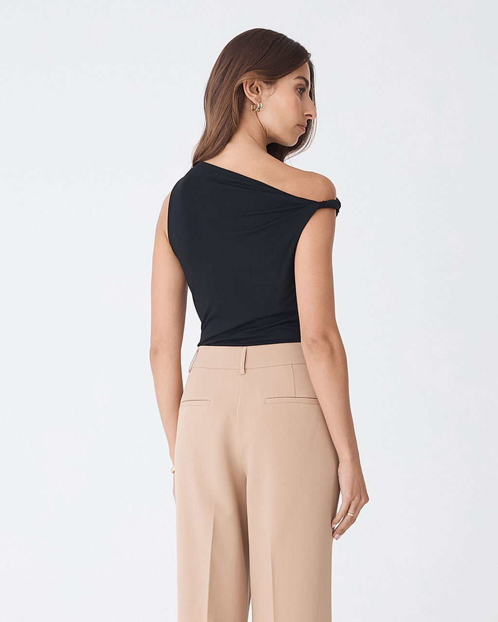 Cici Bamboo Twist Shoulder Top