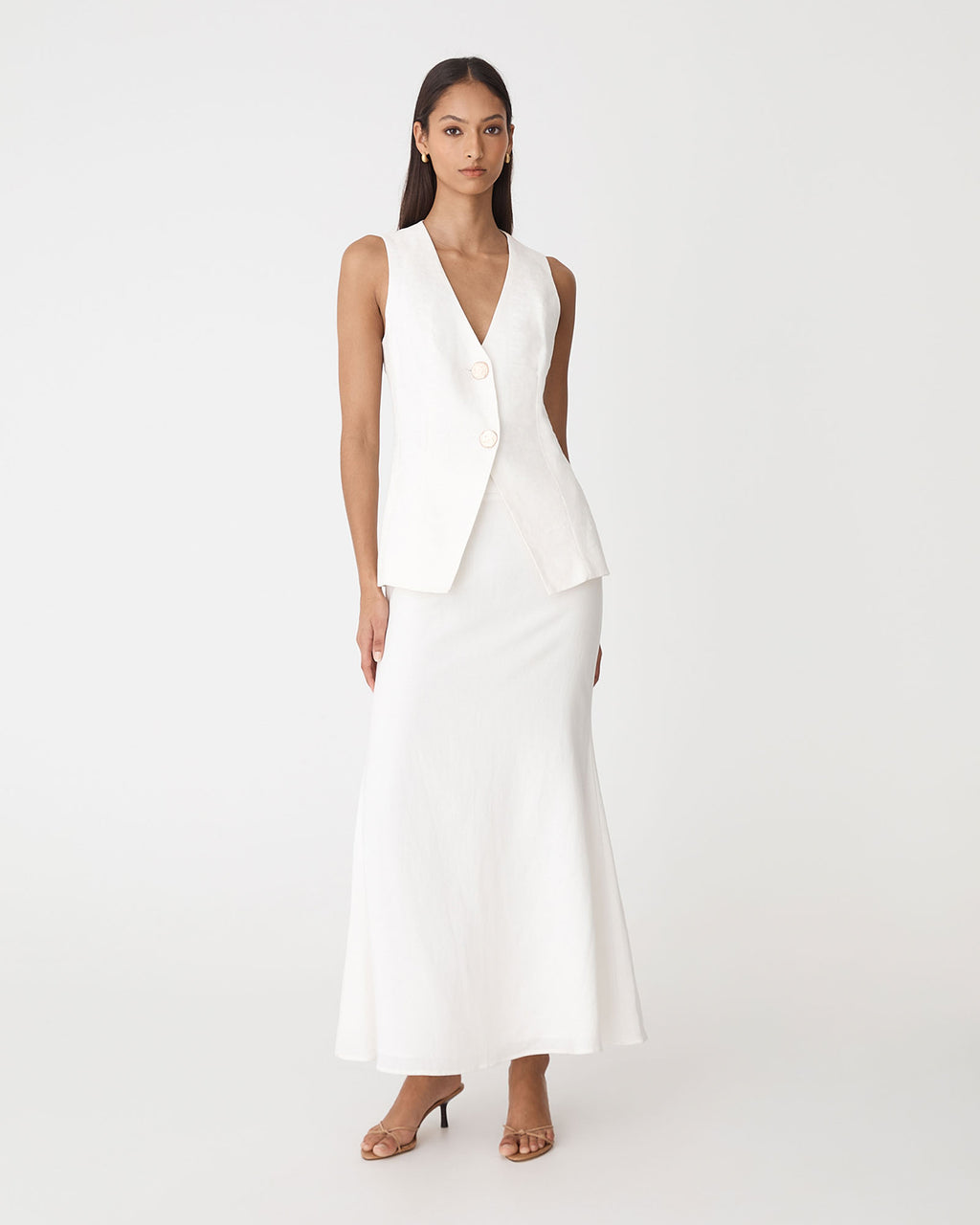 Ami V-Neck Linen Vest