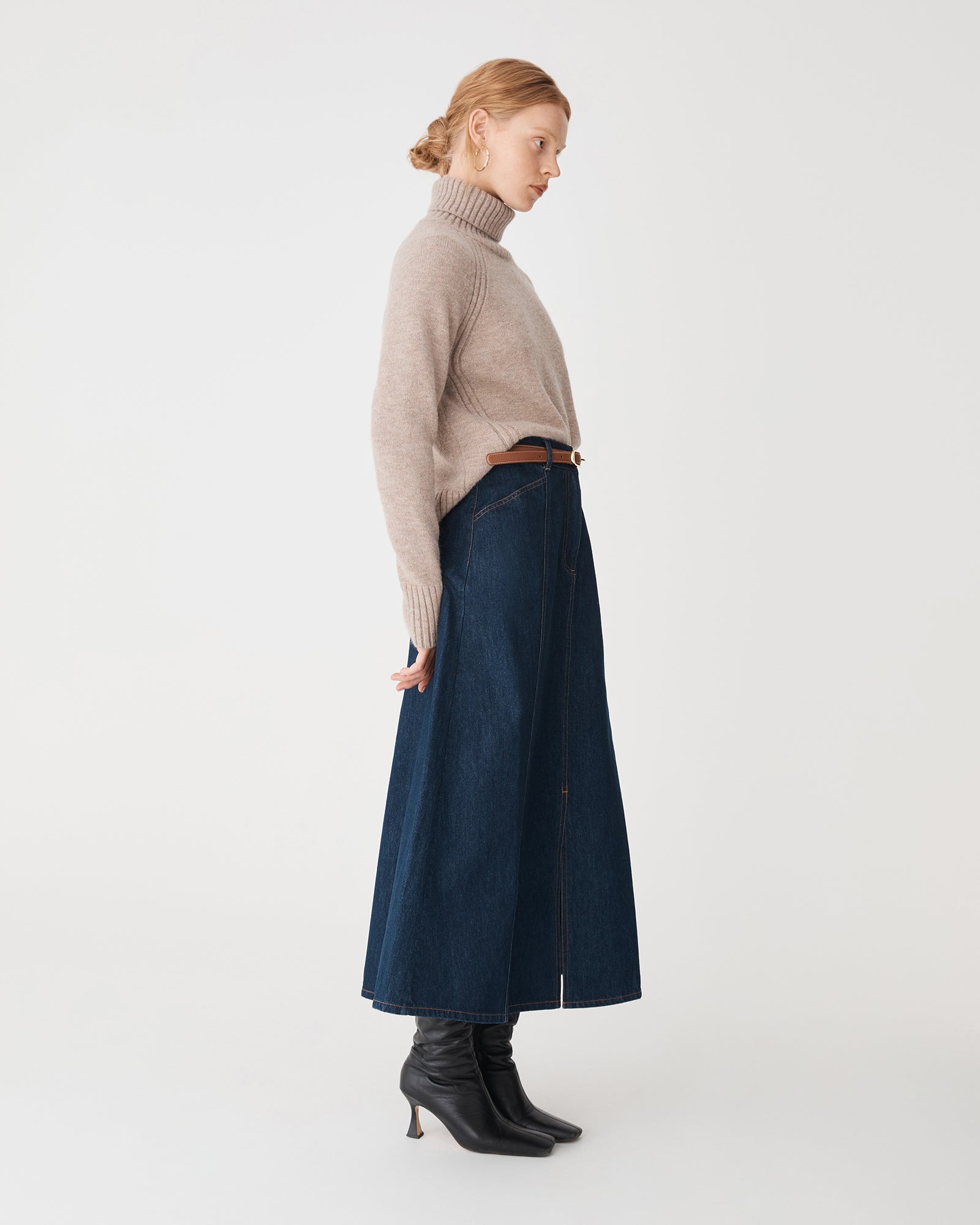 Jada Notch Hem Turtleneck Knit
