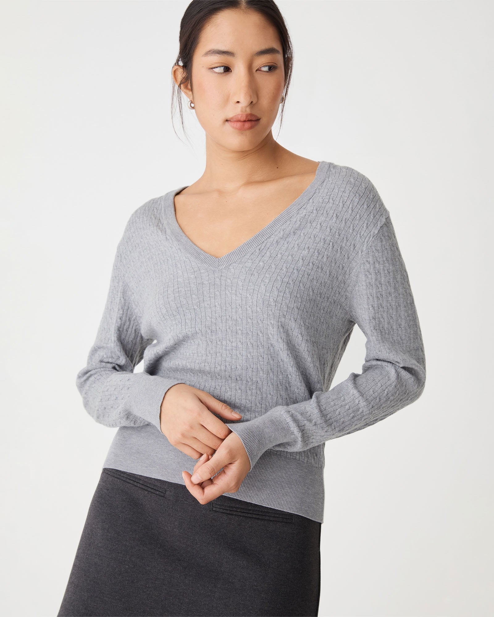 Carla V-Neck Cable Knit