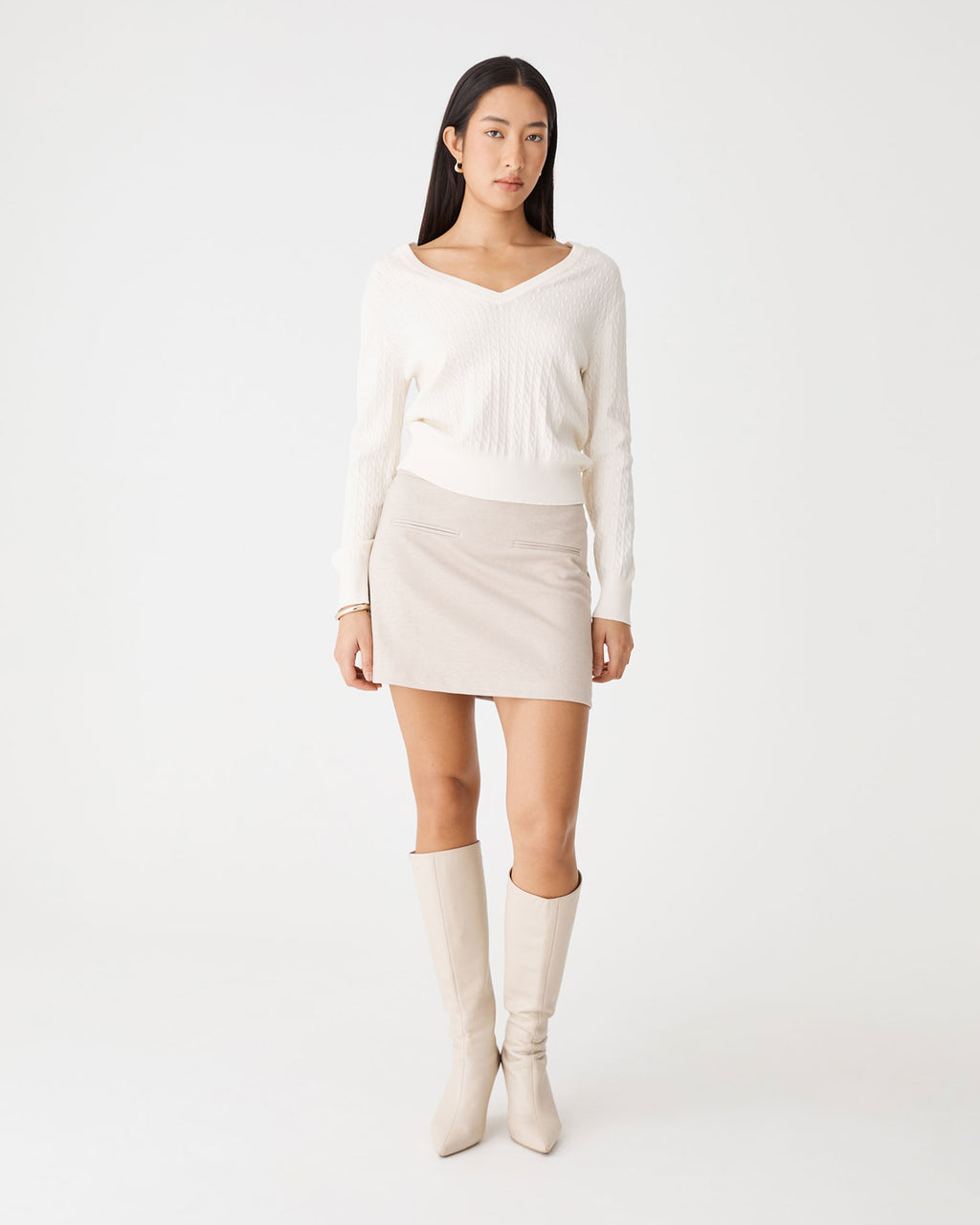 Carla V-Neck Cable Knit