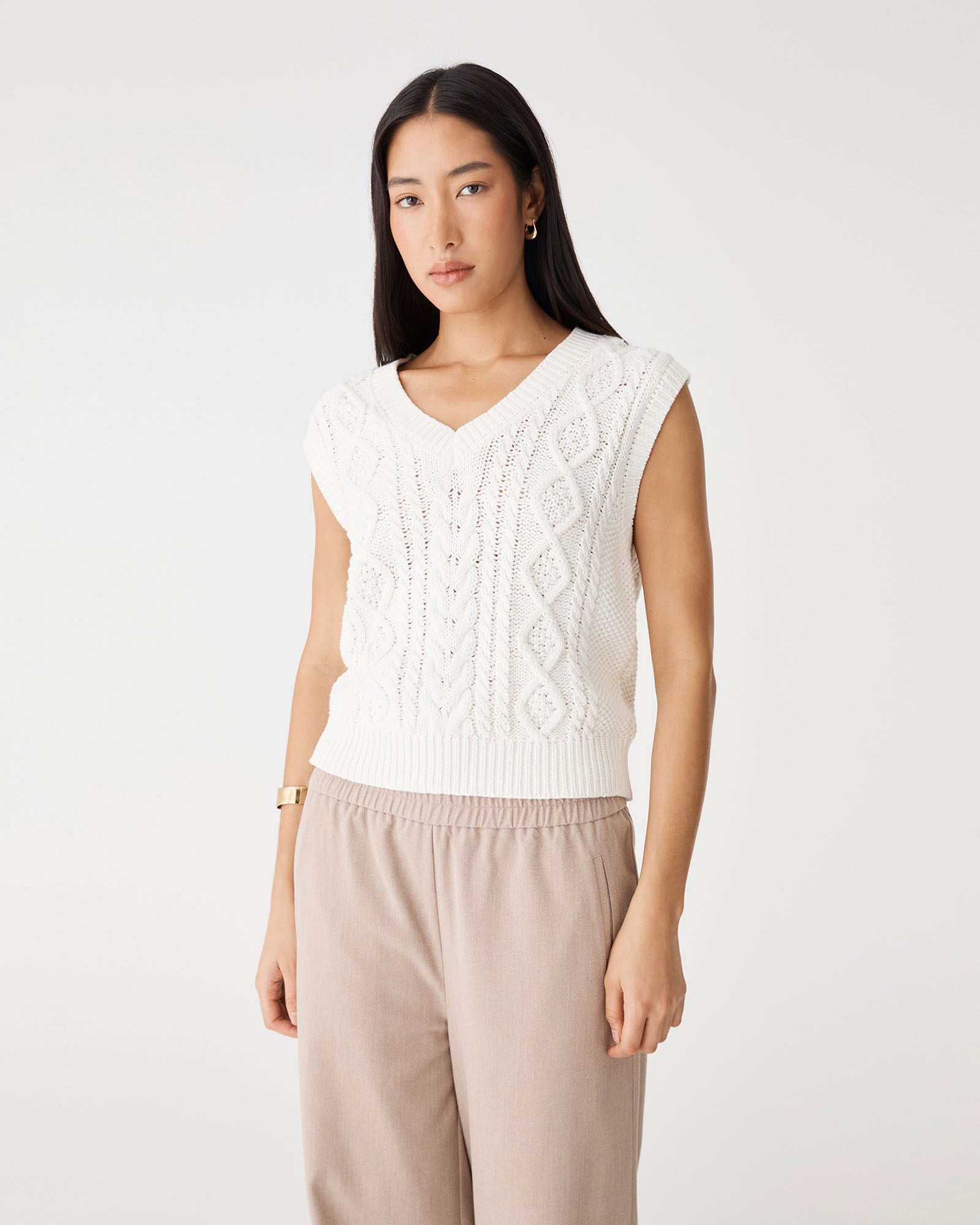 Poppy Sleeveless Cable Knit