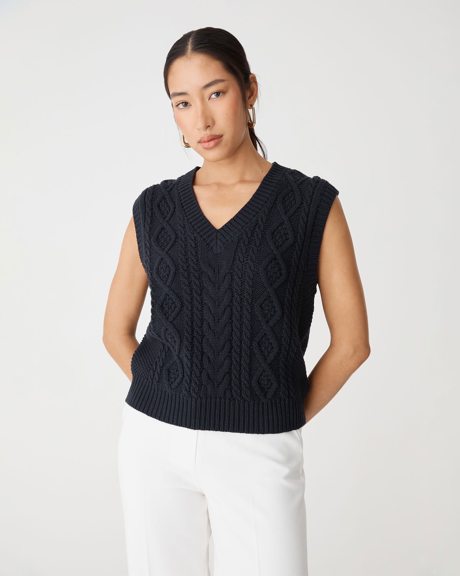 Poppy Sleeveless Cable Knit