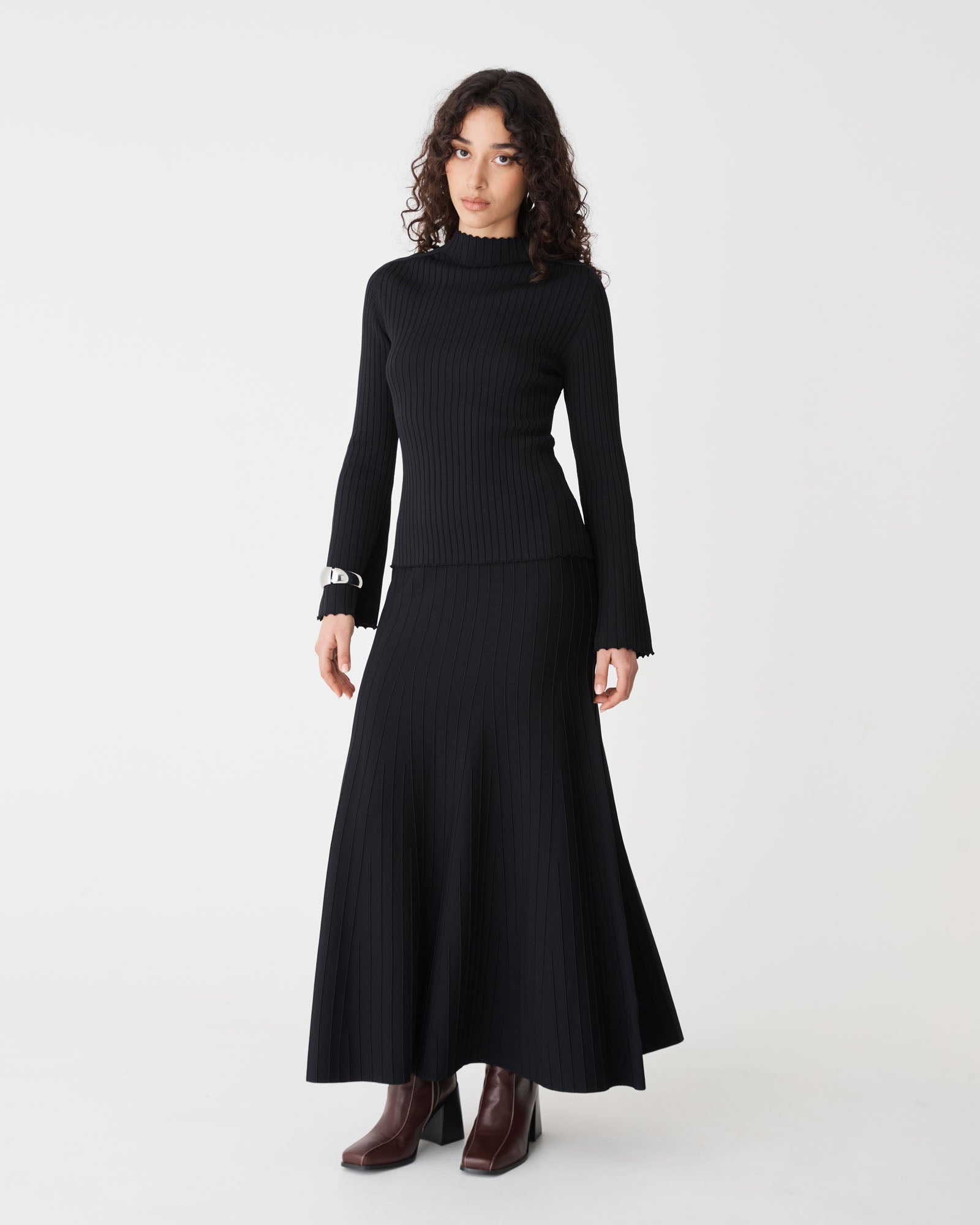 Nevaeh Bell Sleeve Knit