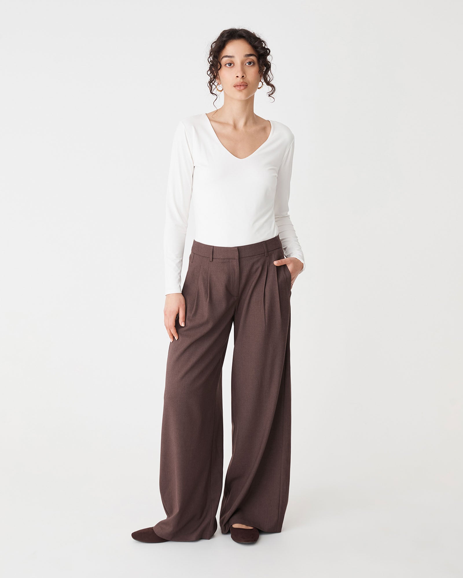 Arden Mid Rise Pleated Pants