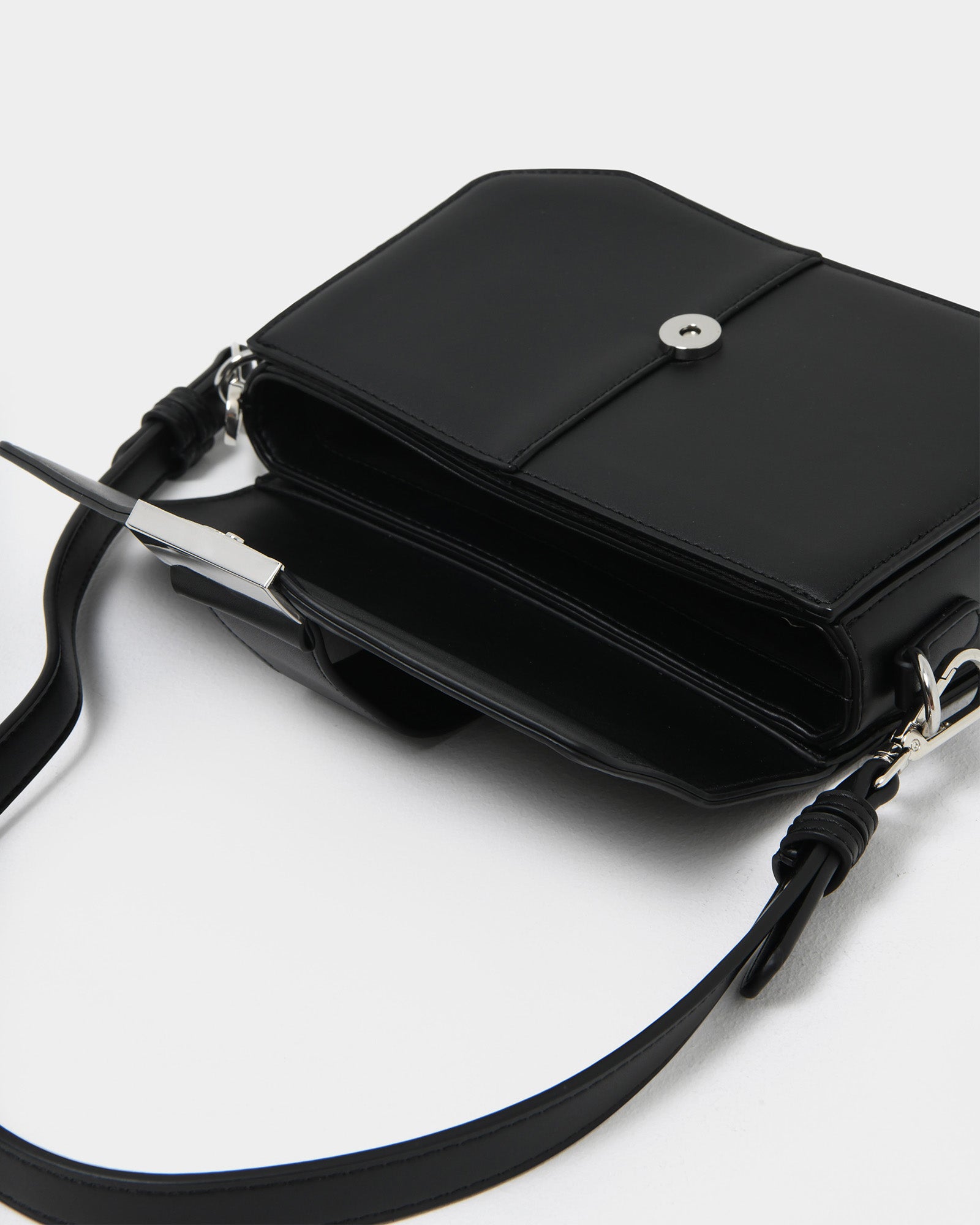 Rebeca Cross Body Bag