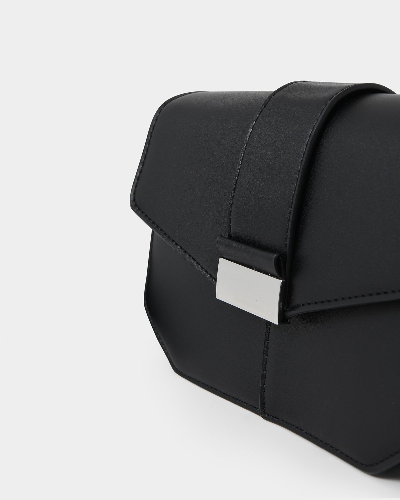 Rebeca Cross Body Bag