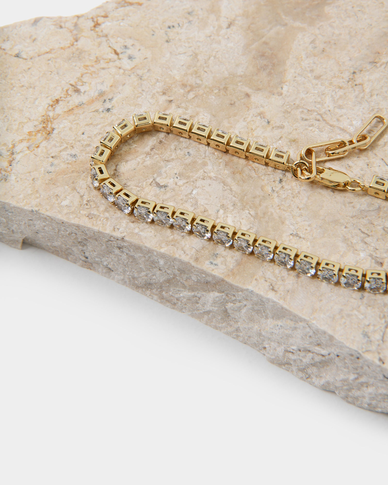 Abby 16k Gold Plated Bracelet