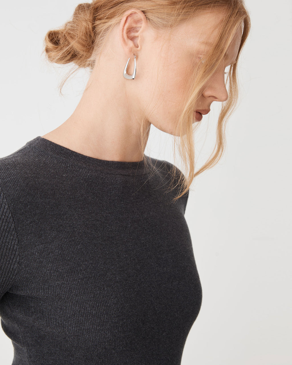 Elise Hoop Earrings