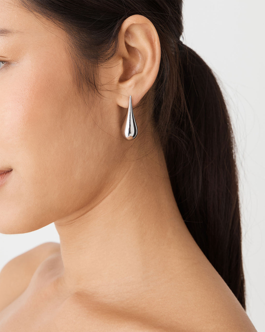 Ula Drop Earrings