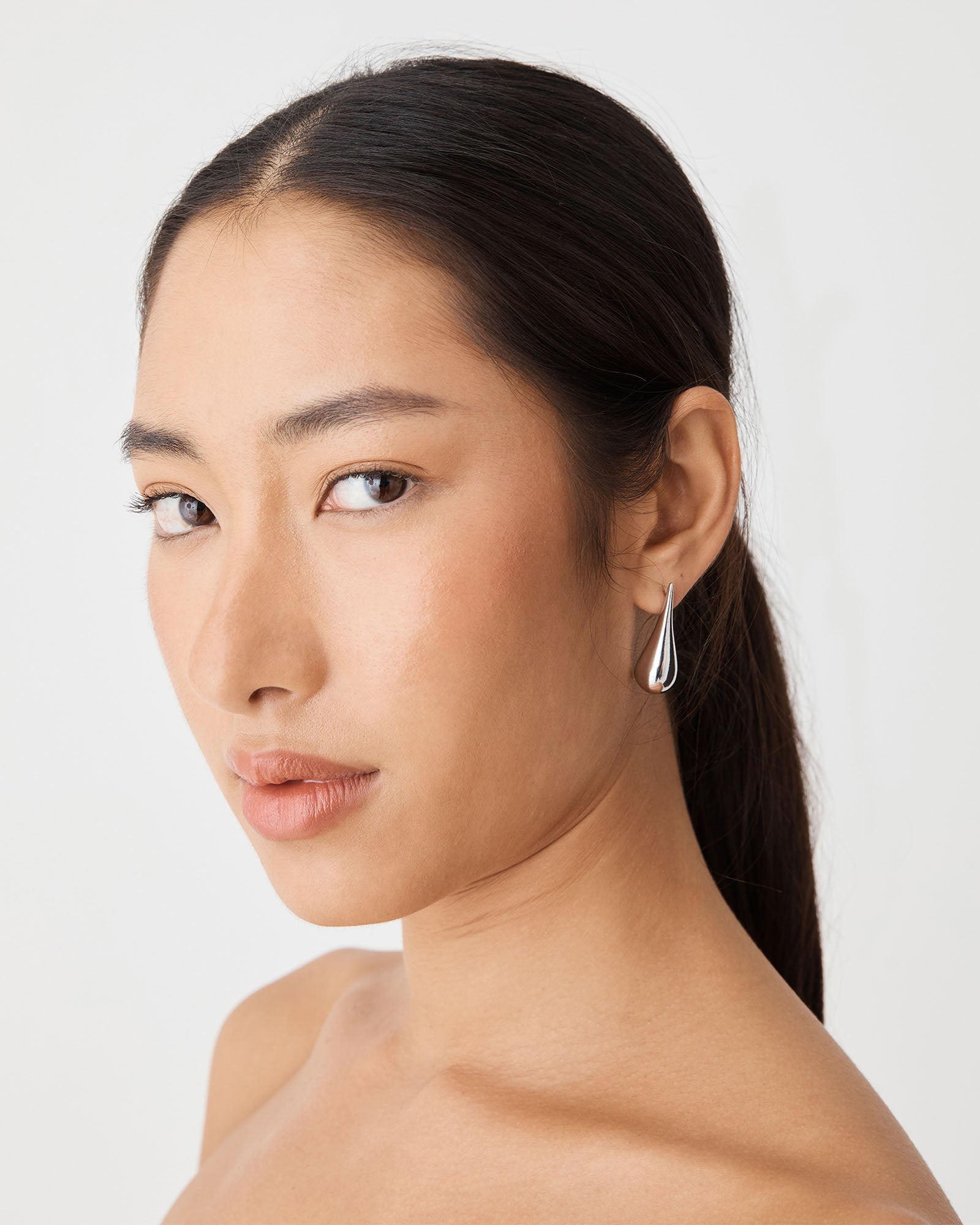 Ula Drop Earrings