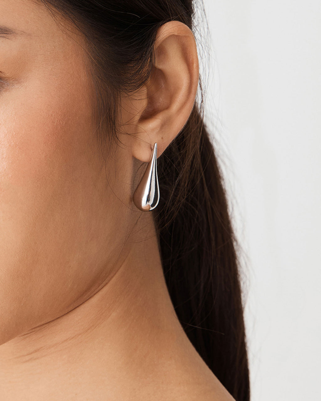 Ula Drop Earrings