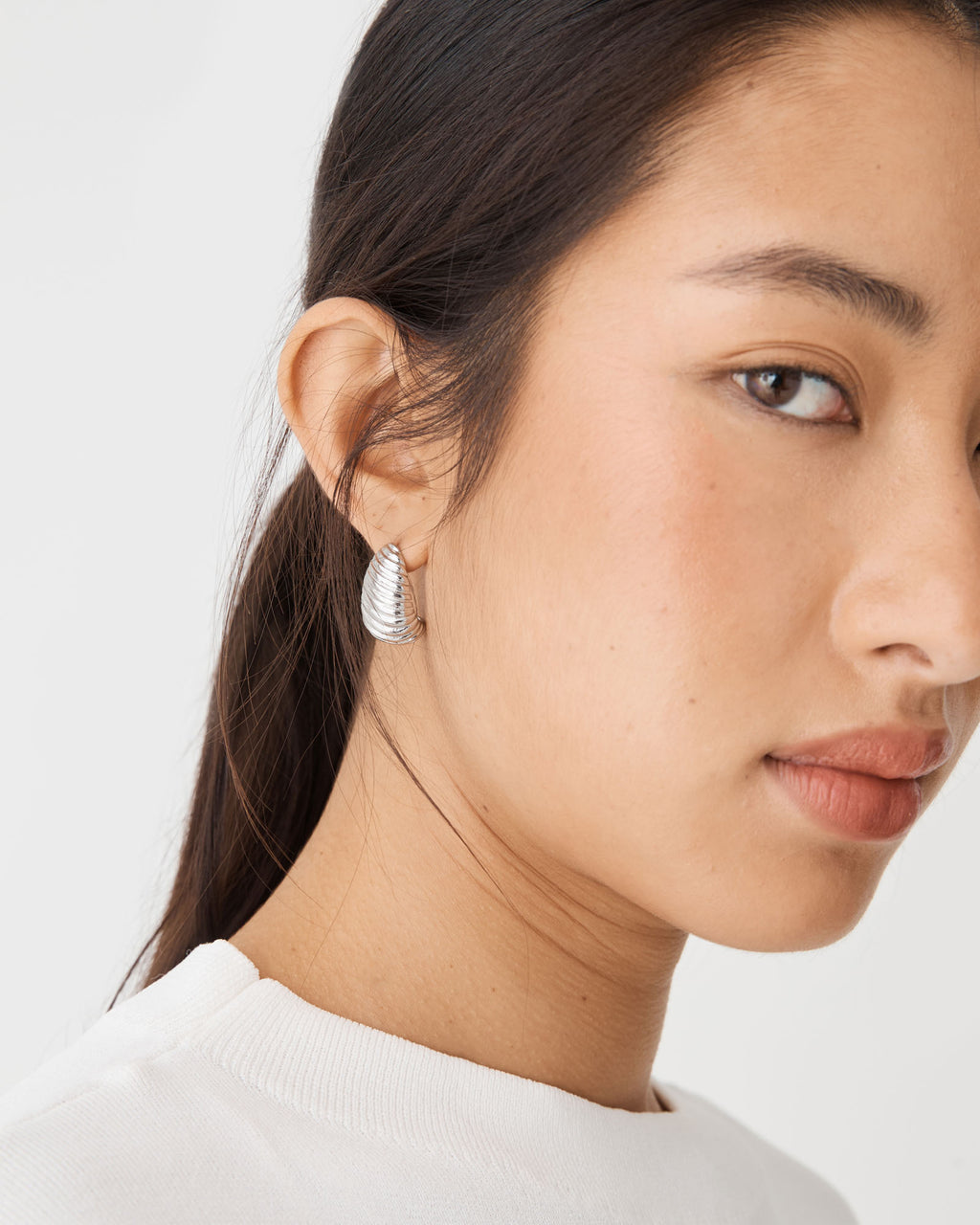 Nora Ribbed Earrings