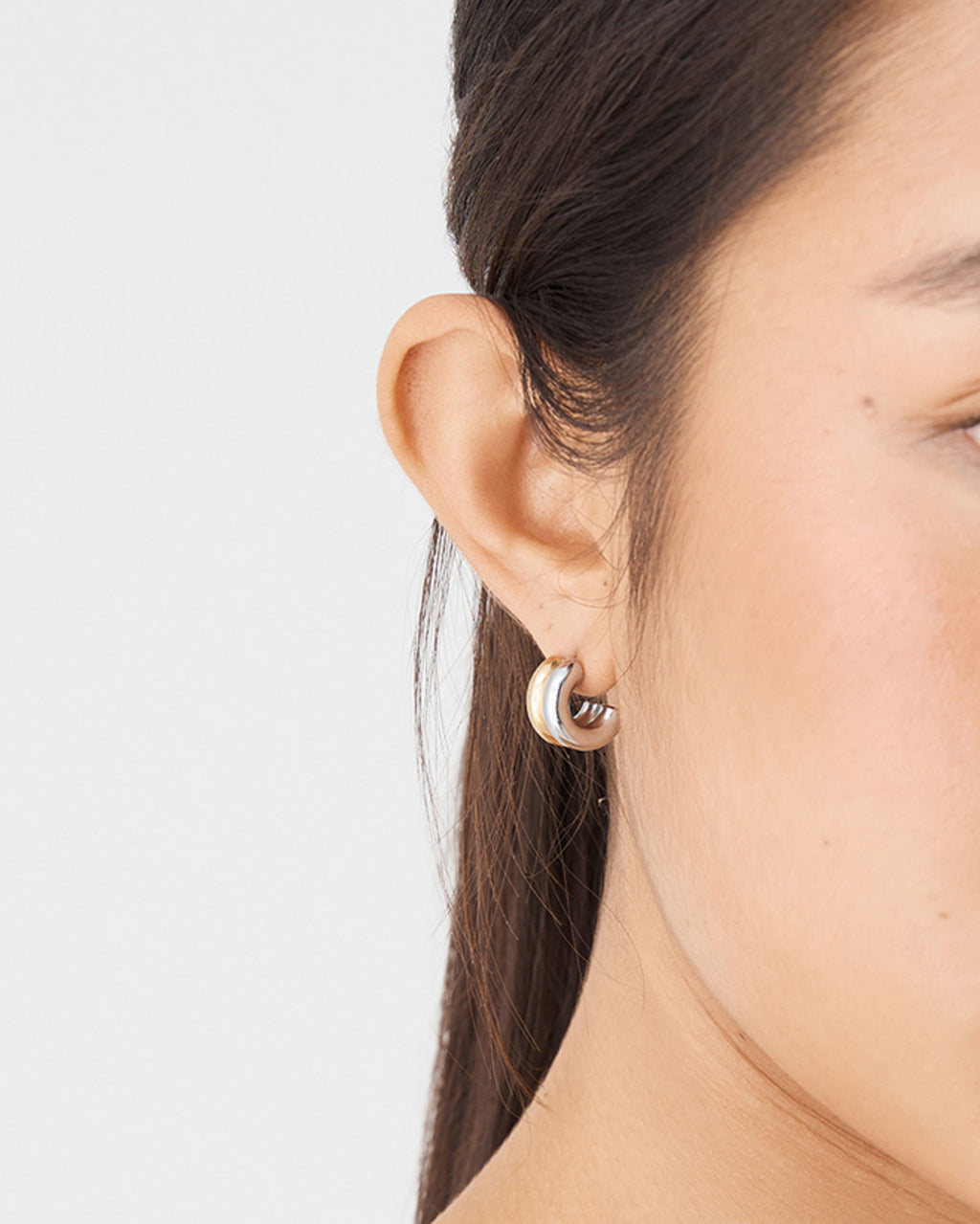 Vera Huggies Earrings