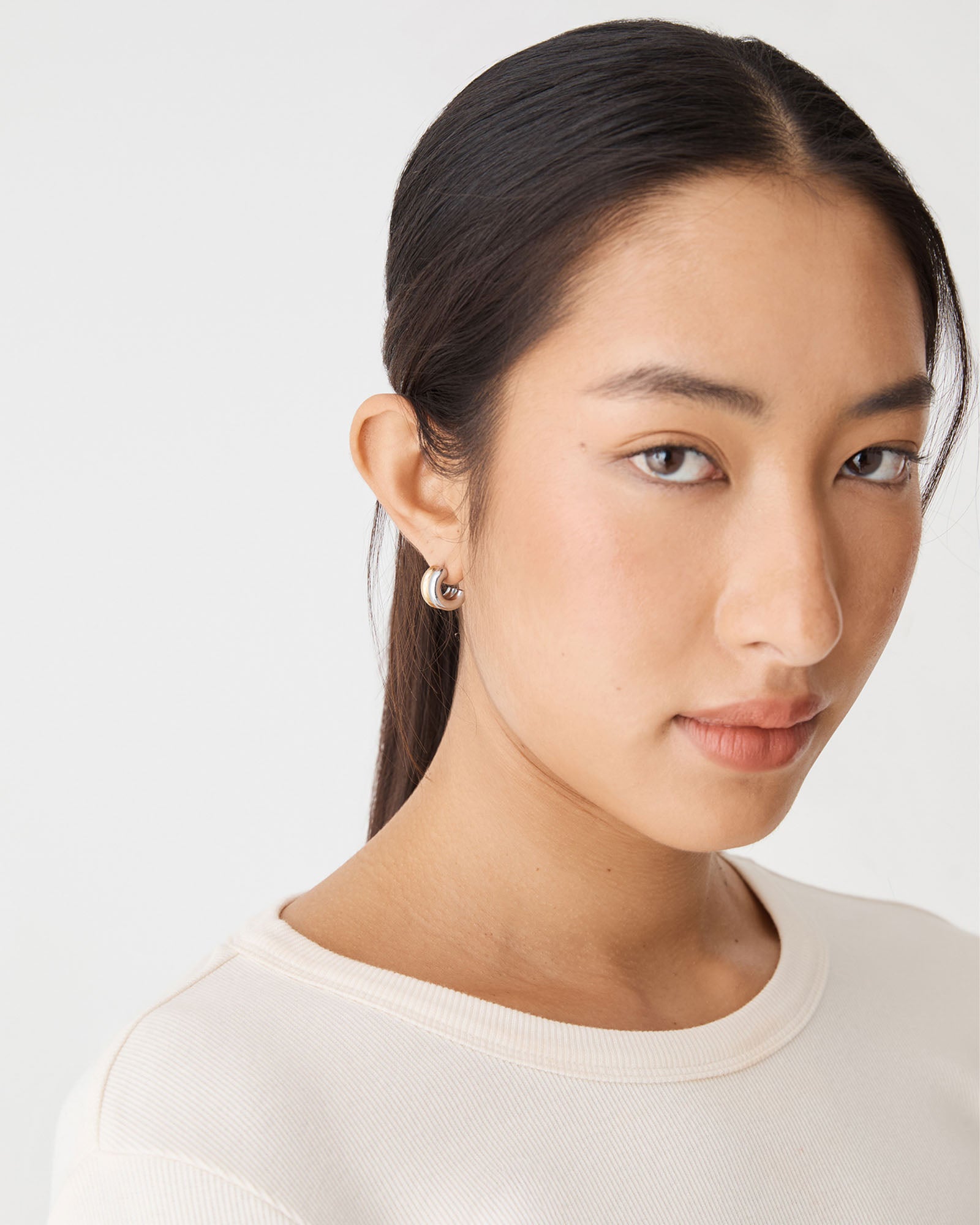 Vera Huggies Earrings