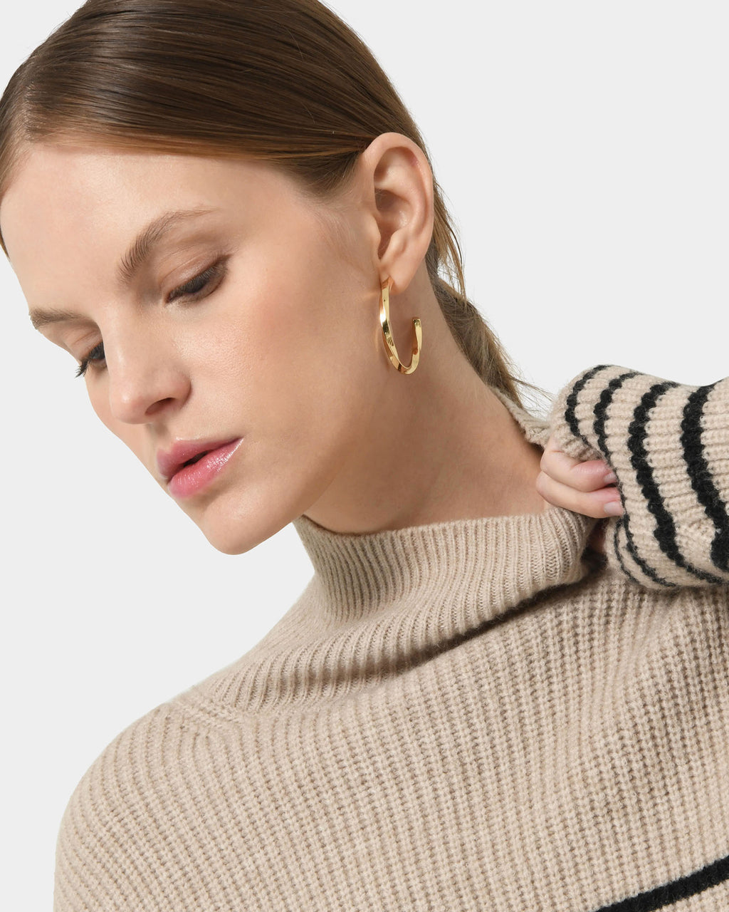 Paislee 16k Gold Earrings