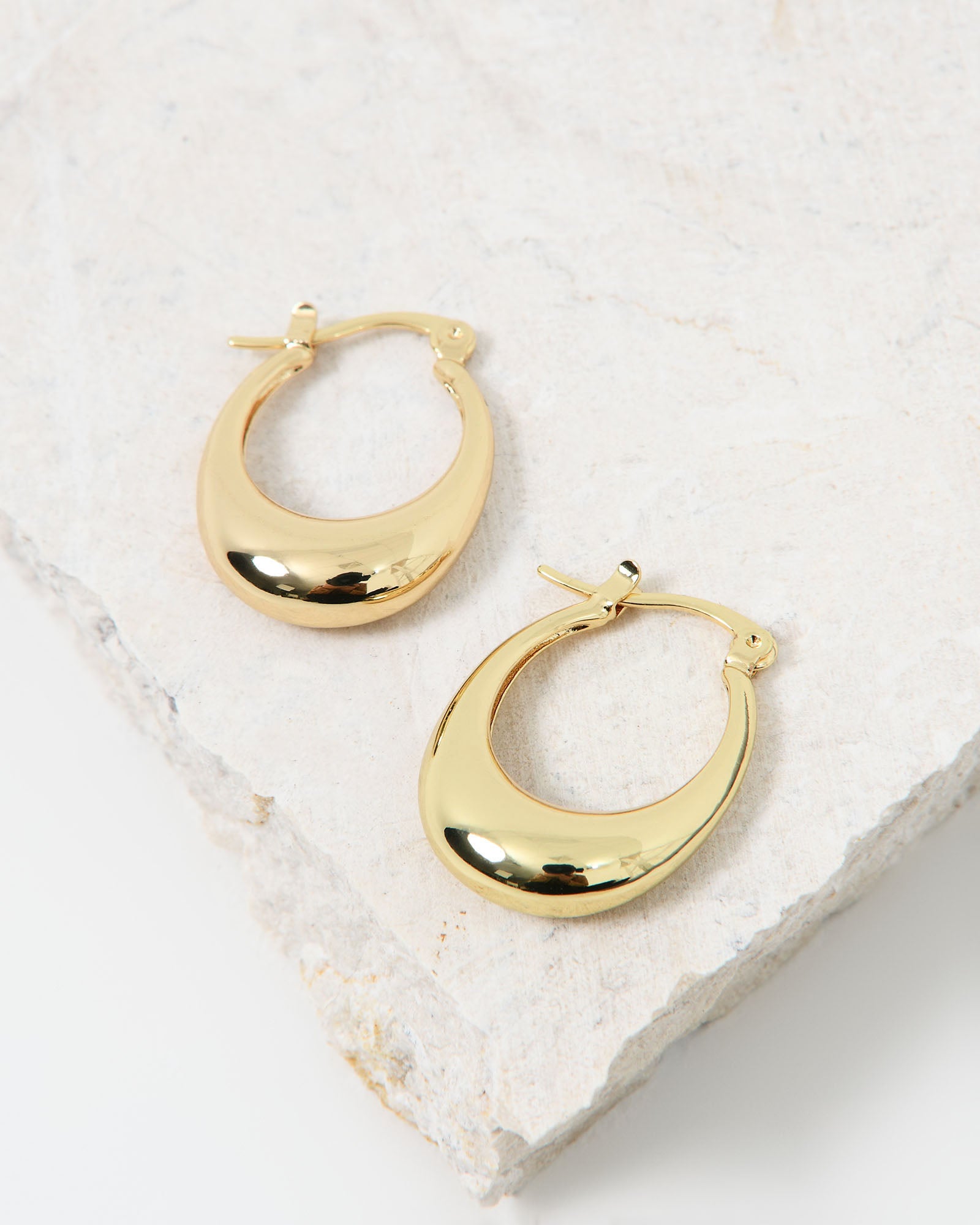 Jessi 16k Gld Pltd Oval Hoops