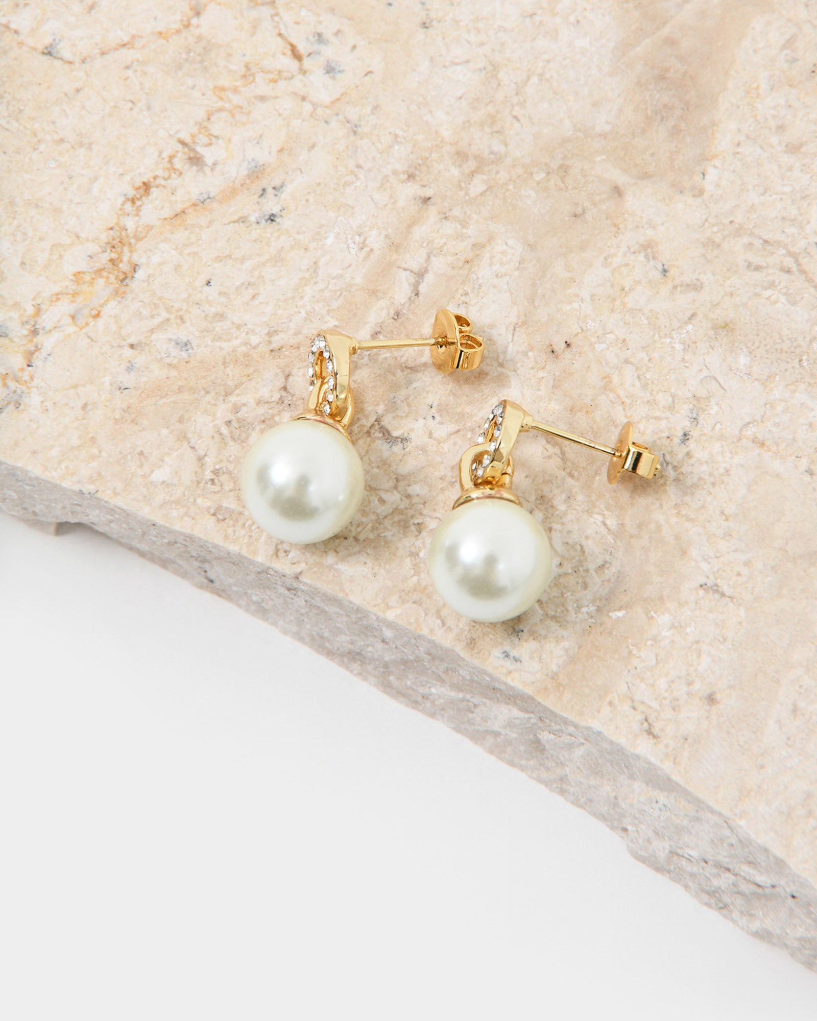 Yvonne 16k Gold Plated Earring