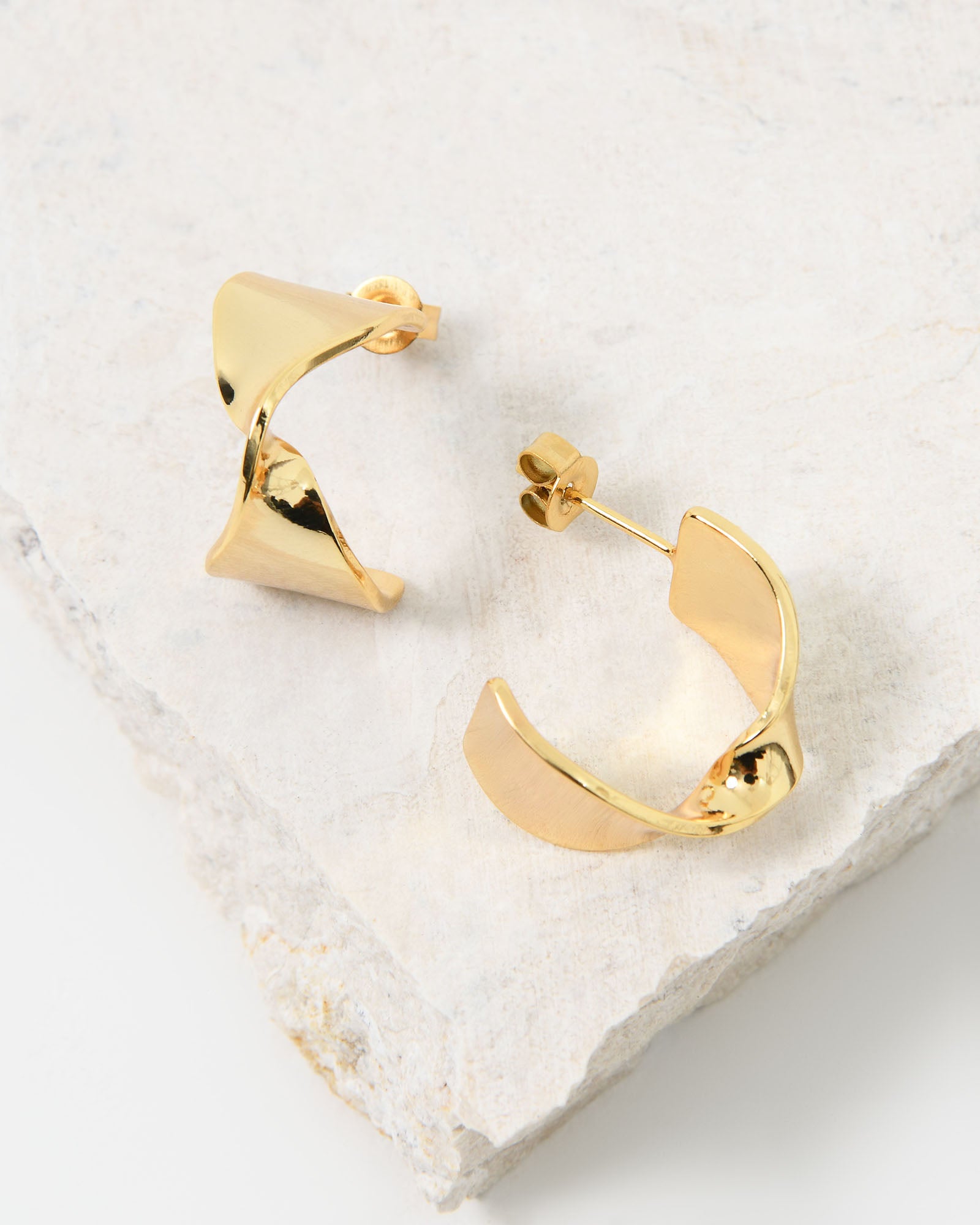 Alice 16k Gold Plated Earrings