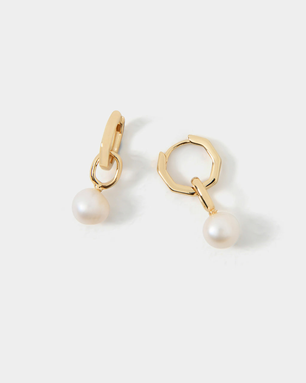 Litzy 2 Way Pearl Earring